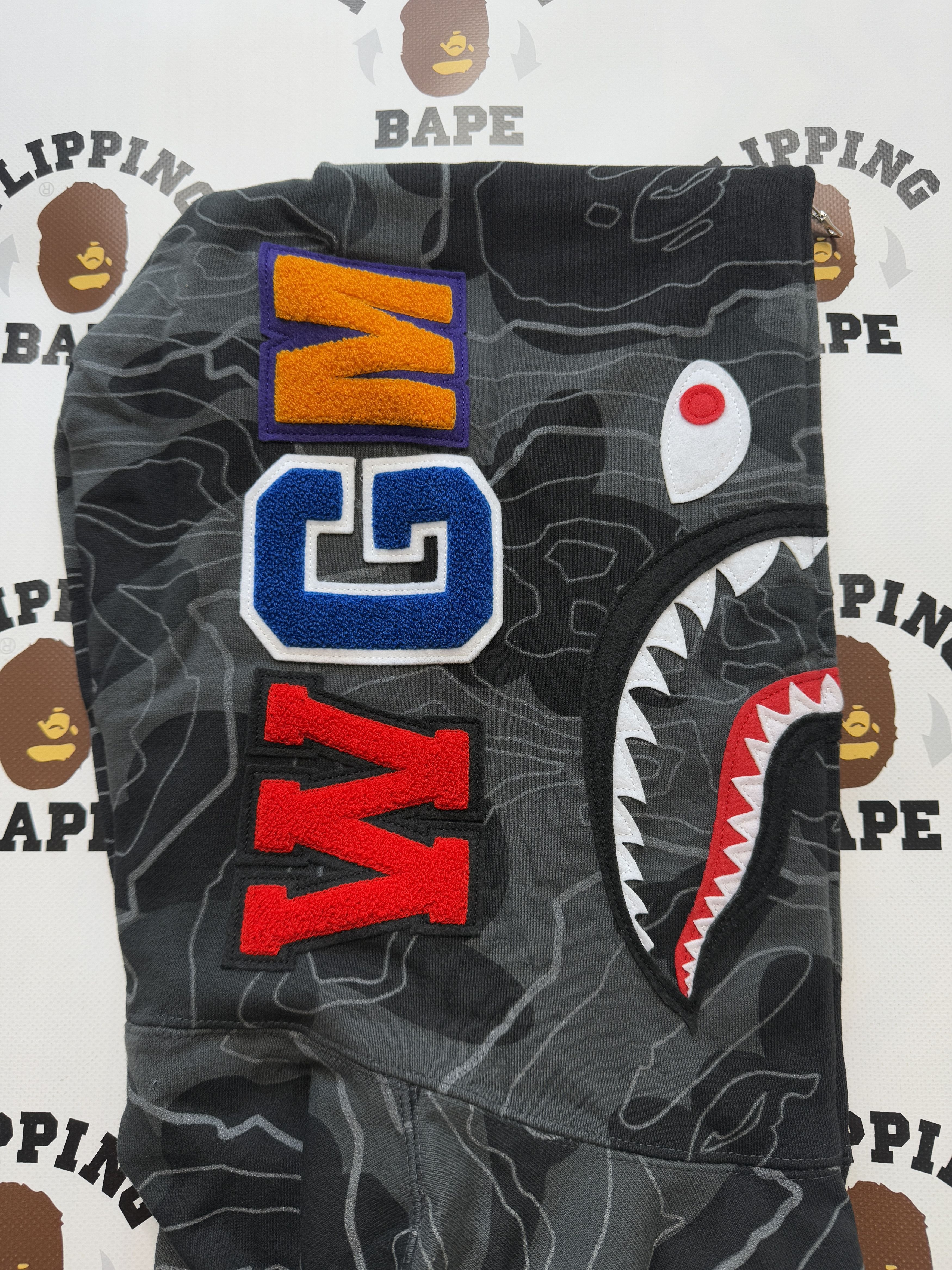 Bape BAPE LAYERED LINE CAMO SHARK FULL ZIP HOODIE Size US XXL / EU 58 / 5 - 6 Thumbnail