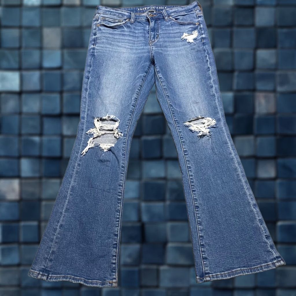 American Eagle Outfitters American Eagle Outfitters Jeans Bootcut 8P Petite Blue Denim High Rise 5-Pocket Stretch Distress Boys Womens Mens (adjusted to fit rules) Size 30" / US 8 / IT 44 - 1 Thumbnail