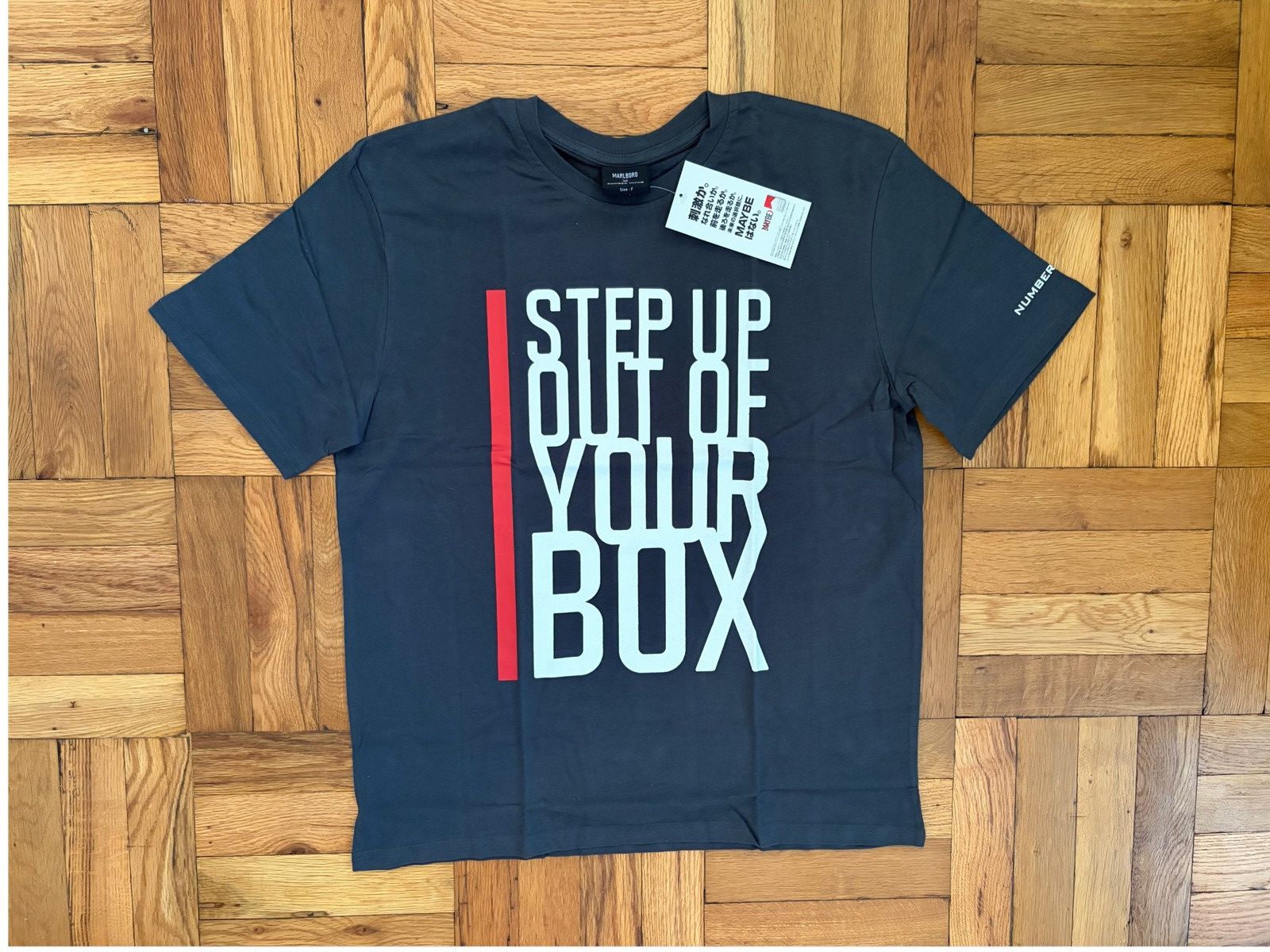 Number (N)ine NEW Number (N)ine Marlboro Step Up Out Of Your Box Tshirt Size US M / EU 48-50 / 2 - 1 Thumbnail