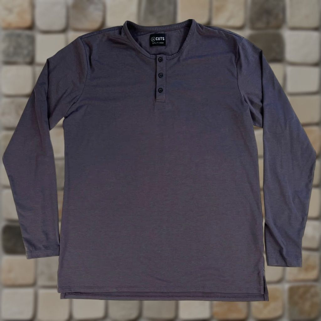 Cuts CUTS Men’s Split-Hem Long Sleeve Henley Shirt L Gray Cotton, Polyester, Spandex Regular T-Shirt Mens Size US L / EU 52-54 / 3 - 1 Thumbnail