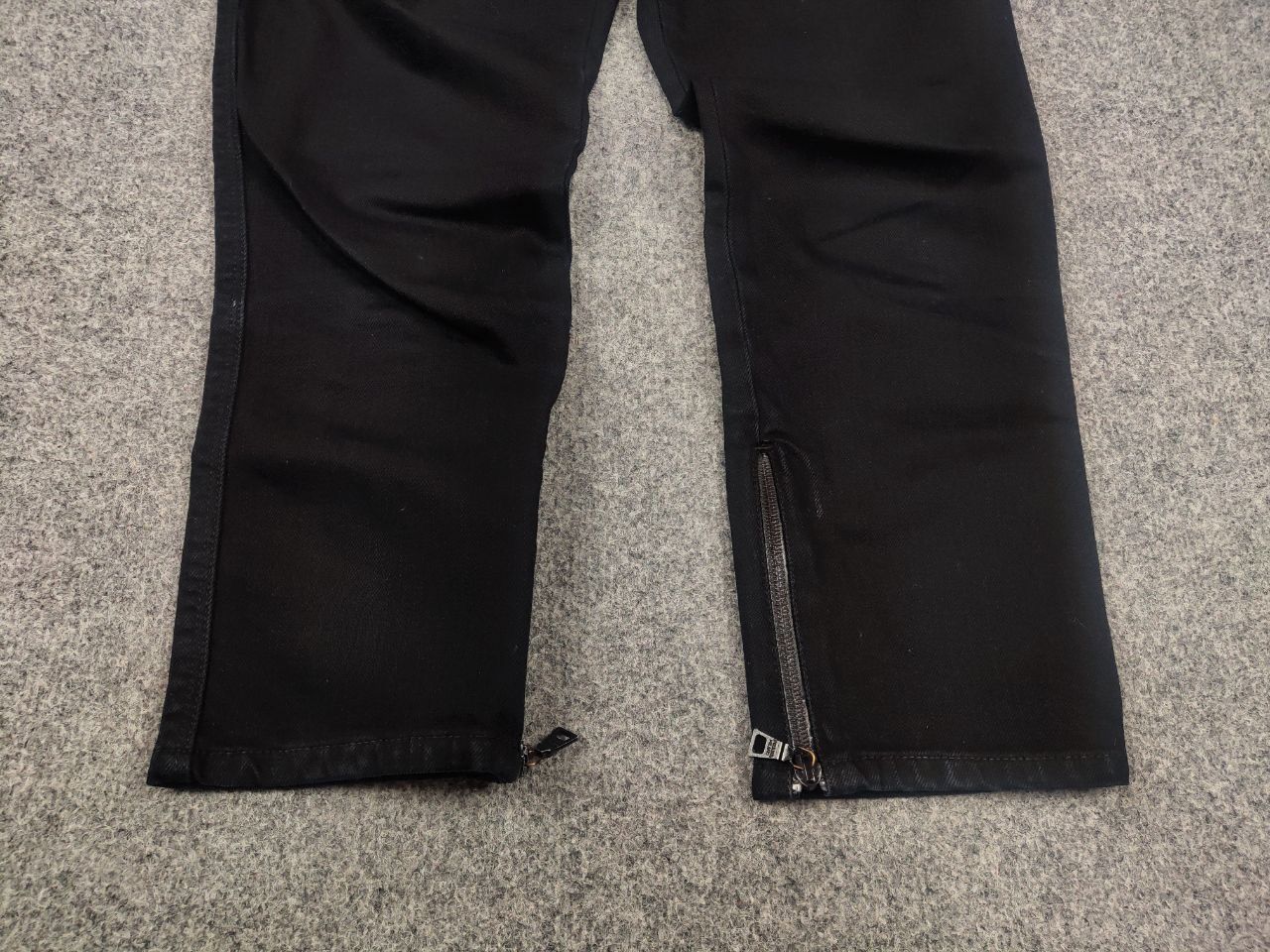 Prada Vintage Prada Crop Dark Blue Denim Womens Jeans Zipper Y2K Size 27" / US 4 / IT 40 - 5 Thumbnail