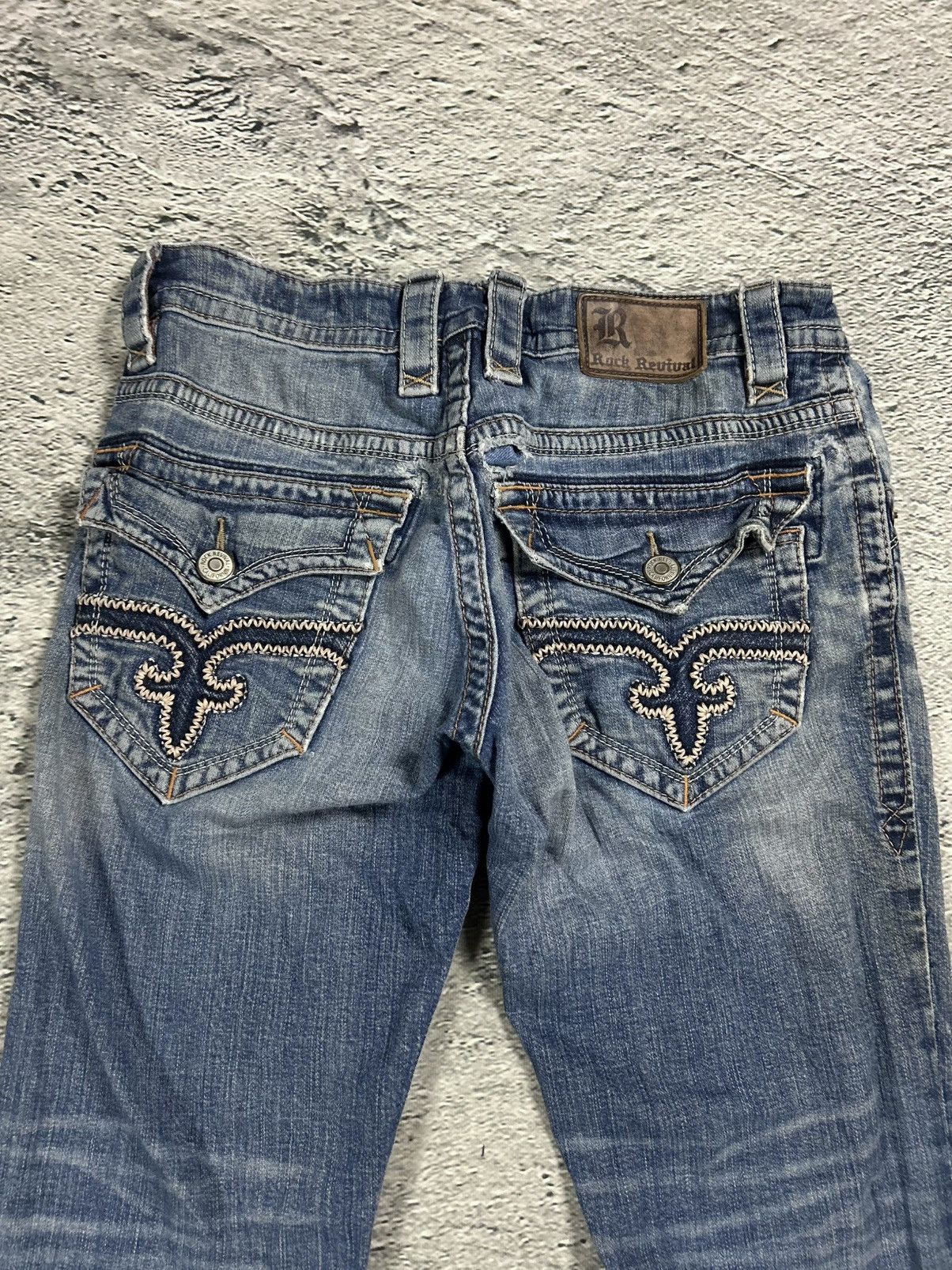 Rock Revival Rock Revival vintage blue jeans Y2K flared Tapy Size US 31 - 2 Thumbnail