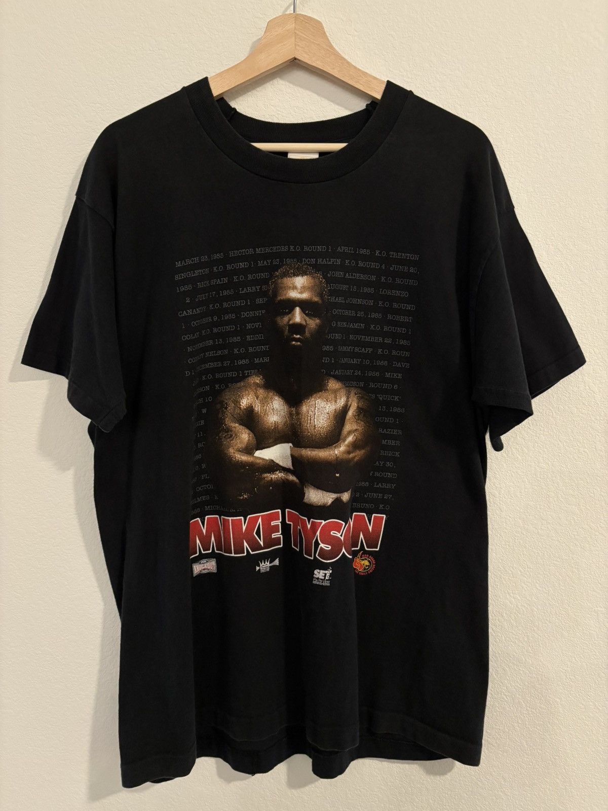 Vintage 1995 Vintage Mike Tyson Boxing T-Shirt Size US XL / EU 56 / 4 - 1 Thumbnail
