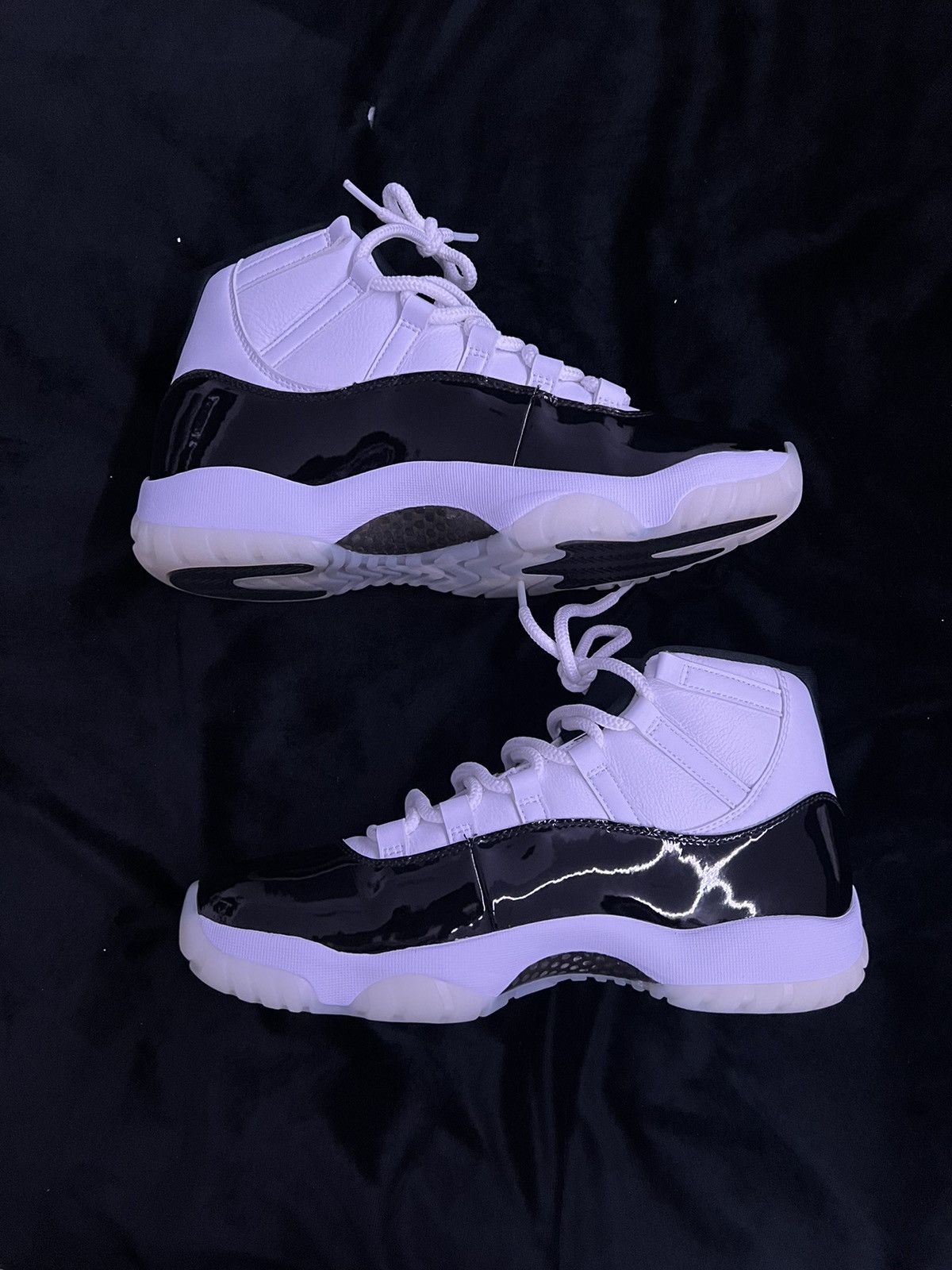 Jordan Brand Jordan 11 Size US 10 / EU 43 - 2 Thumbnail