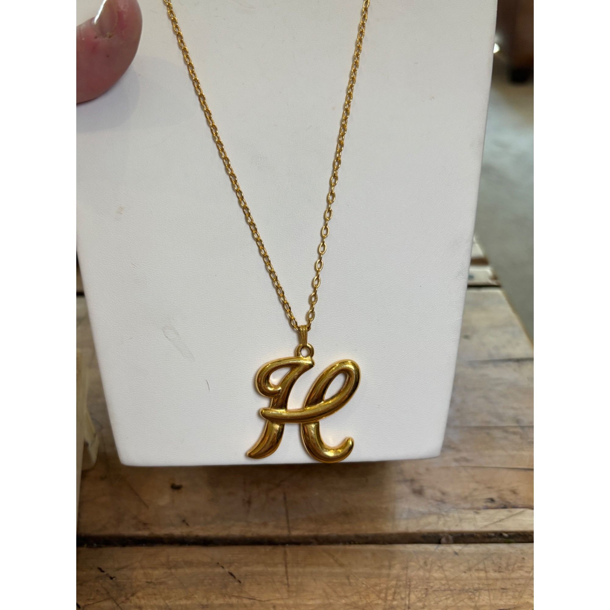 Other Gold Initial "H" Pendant Necklace Size ONE SIZE - 6 Thumbnail