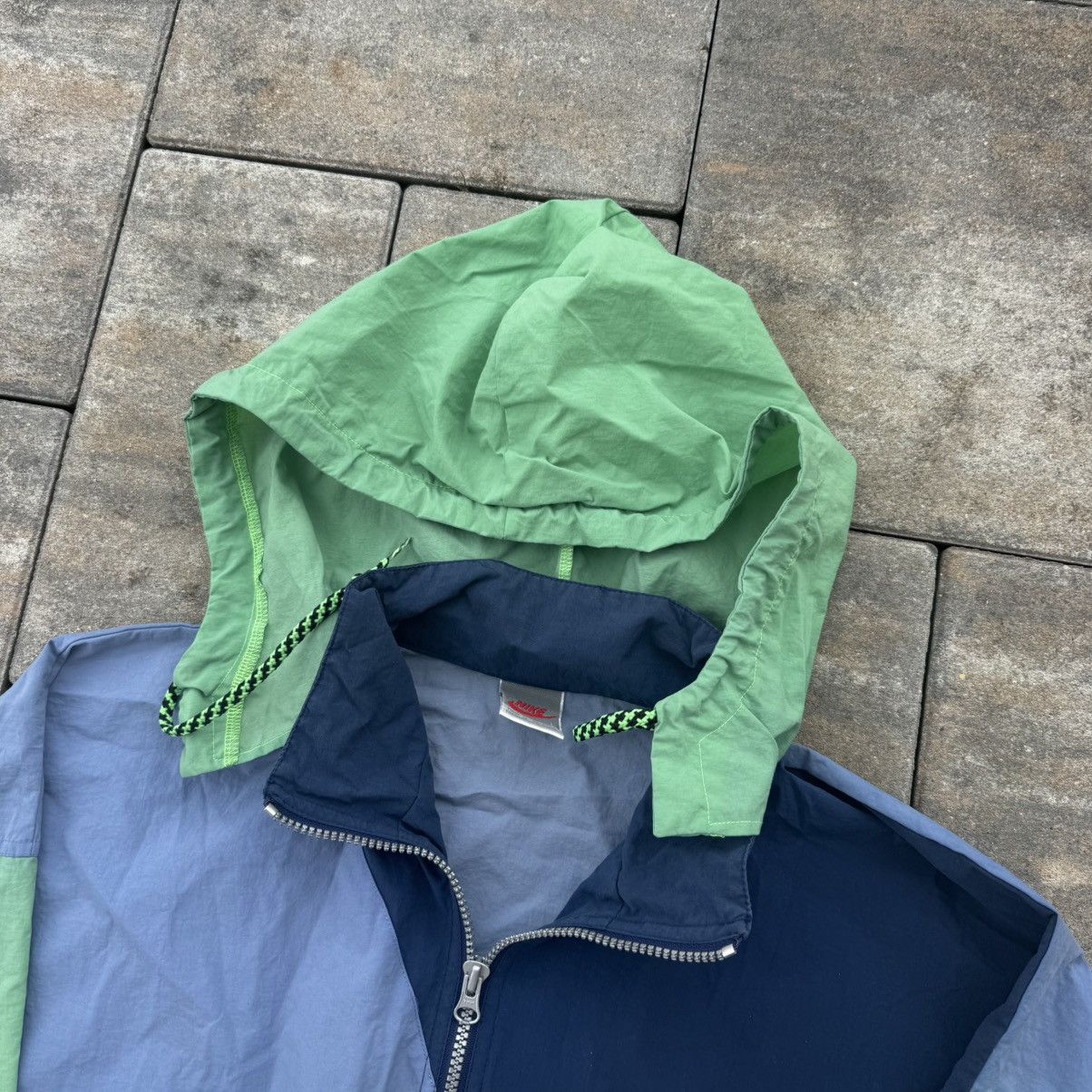 Nike Vintage 90s Nike Nylon Light Zip Windbreaker Track Jacket Size US L / EU 52-54 / 3 - 12 Thumbnail