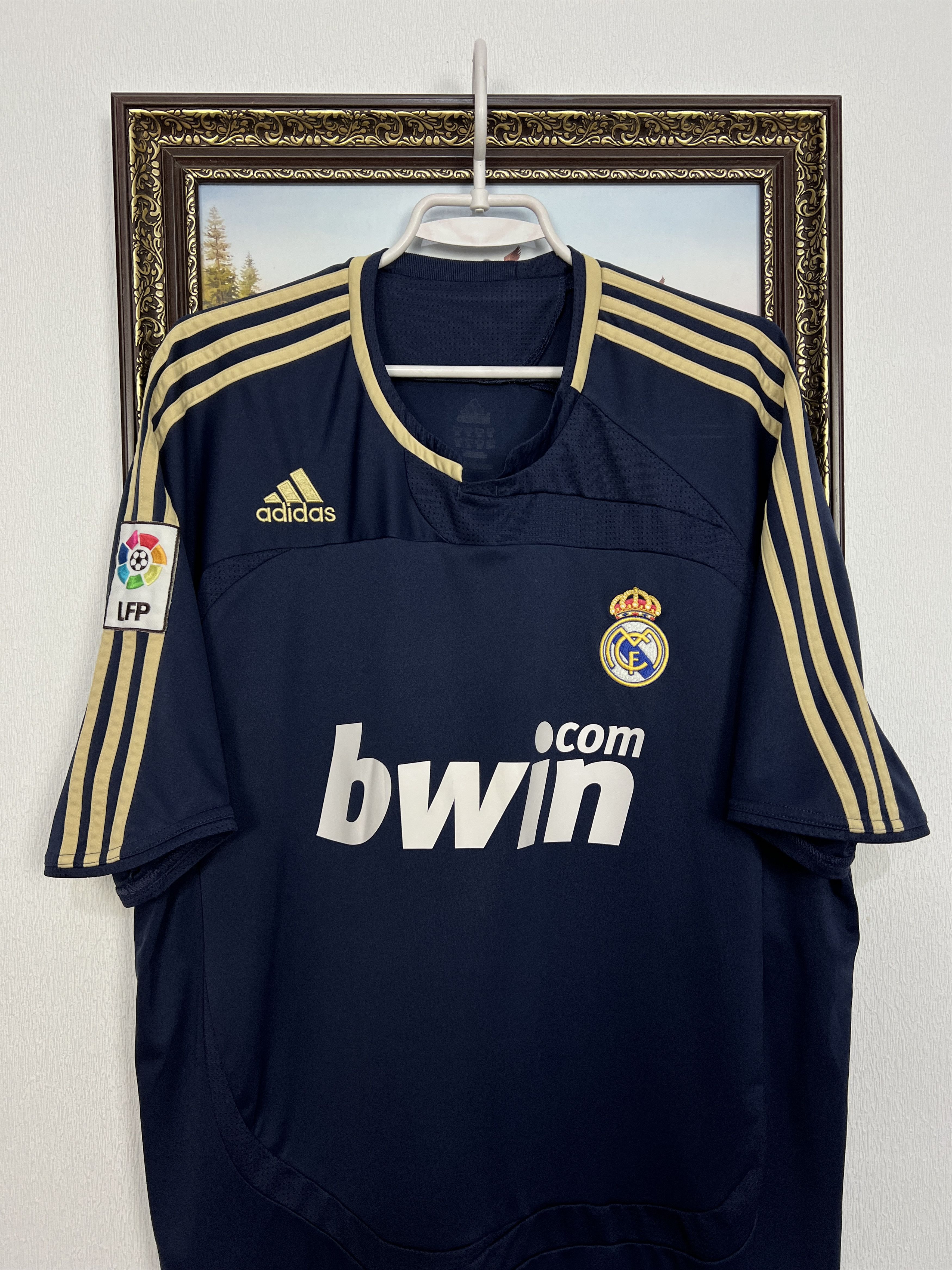 Adidas Real Madrid football shirt Soccer Jersey Camiseta Trikot Size US XL / EU 56 / 4 - 2 Thumbnail