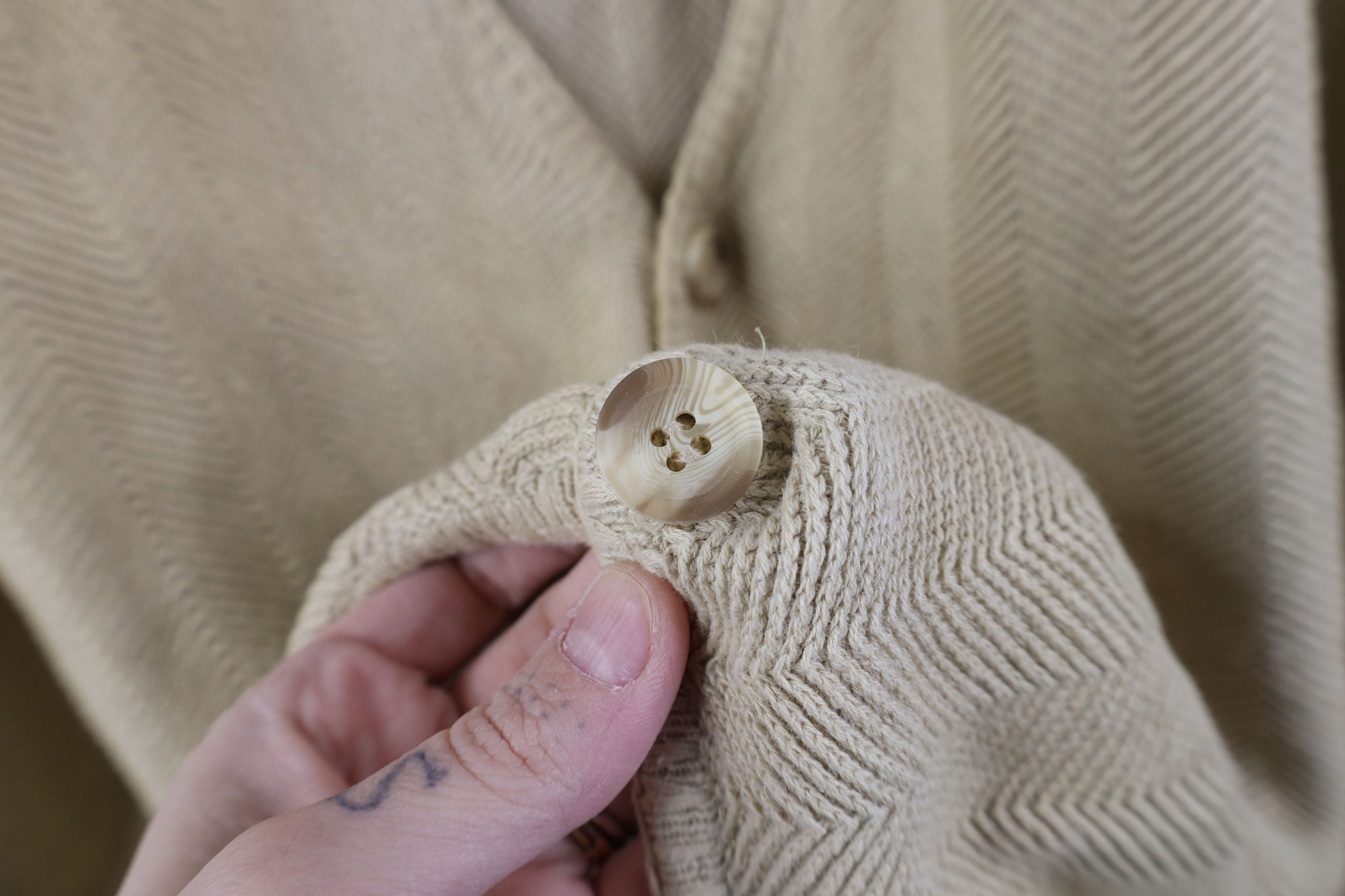 Vintage Vintage 90s Streetwear Fit Herringbone Knit Sweater Vest Size US XL / EU 56 / 4 - 4 Thumbnail