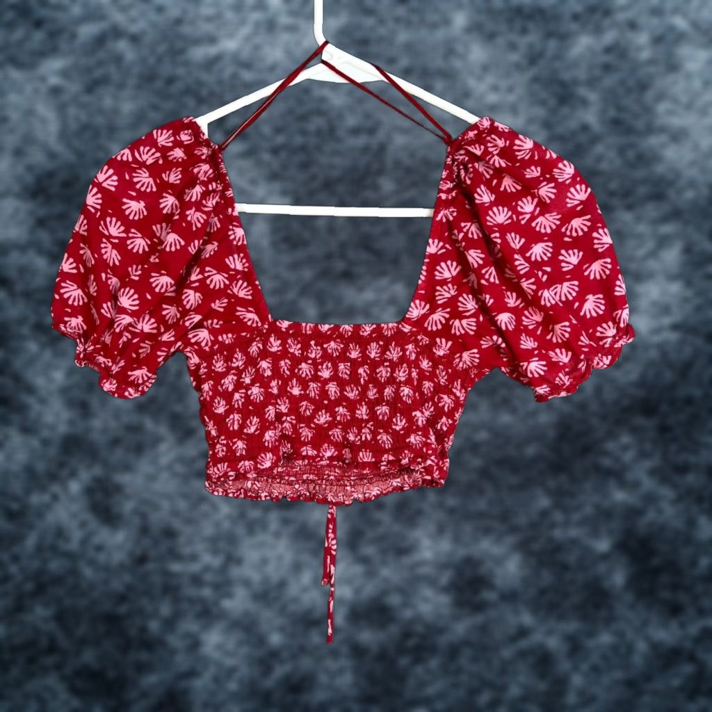 Vintage Pull&Bear Womens XS Red & Pink Floral Puff Sleeve Crop TopCrop Top Womens XS Red & Pink Floral Puff Sleeve Cropped Shirt Size XS / US 0-2 / IT 36-38 - 1 Thumbnail