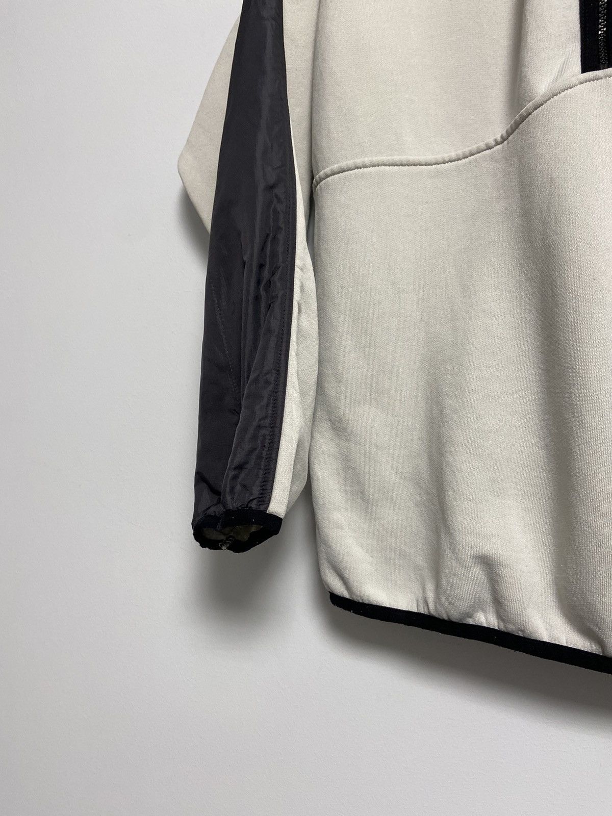 Vintage Nike Vintage Zip Sweatshirt nylon y2k style hype Size US XS / EU 42 / 0 - 6 Thumbnail