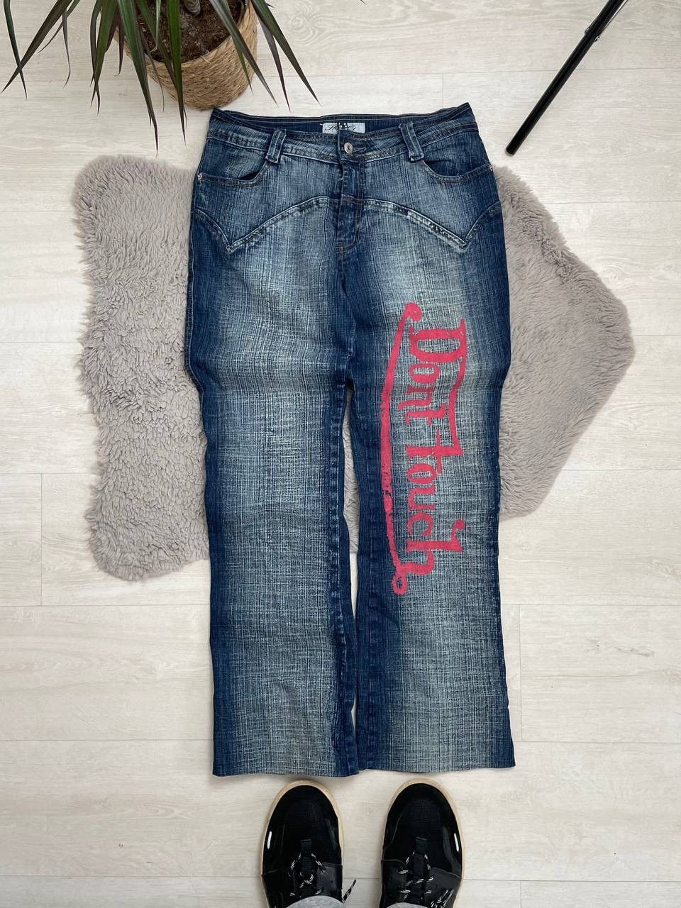 Vintage 90’s Baggy Jeans Big CENTER Logo Japanese Style
