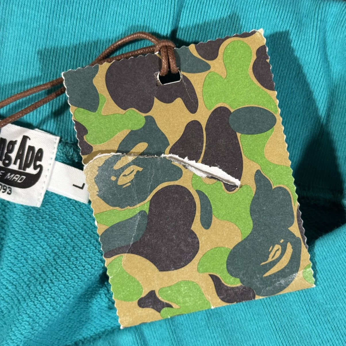 Bape Bape shark sweat shorts teal Size US 34 / EU 50 - 4 Thumbnail