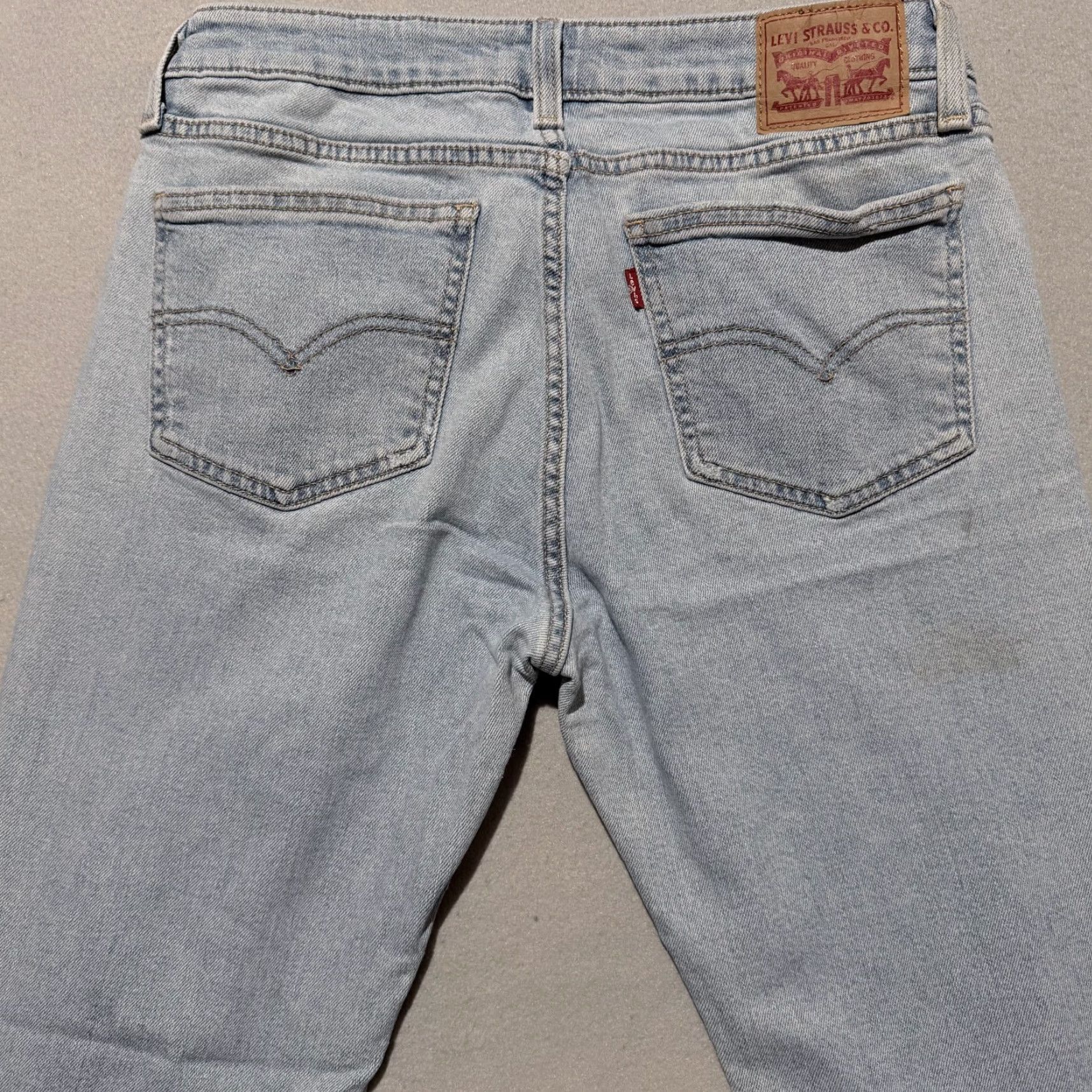 Levi's Levi’s Jeans Women Blue Distressed Bootcut 30x32 Denim Y2K Vintage? No - 30x32 Size 30" / US 8 / IT 44 - 4 Thumbnail