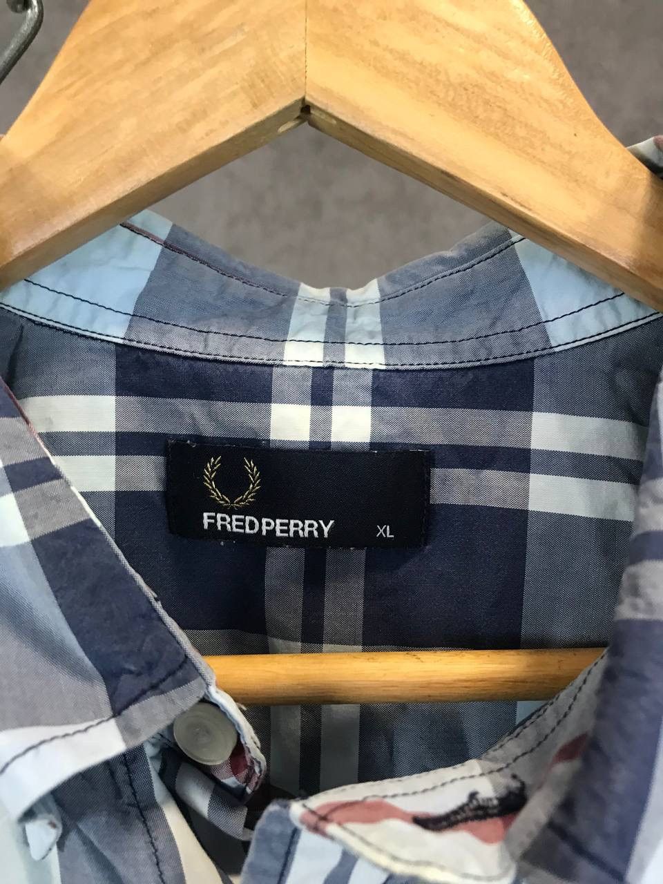 Fred Perry Fred Perry casual designer logo shirt Size US XL / EU 56 / 4 - 4 Thumbnail
