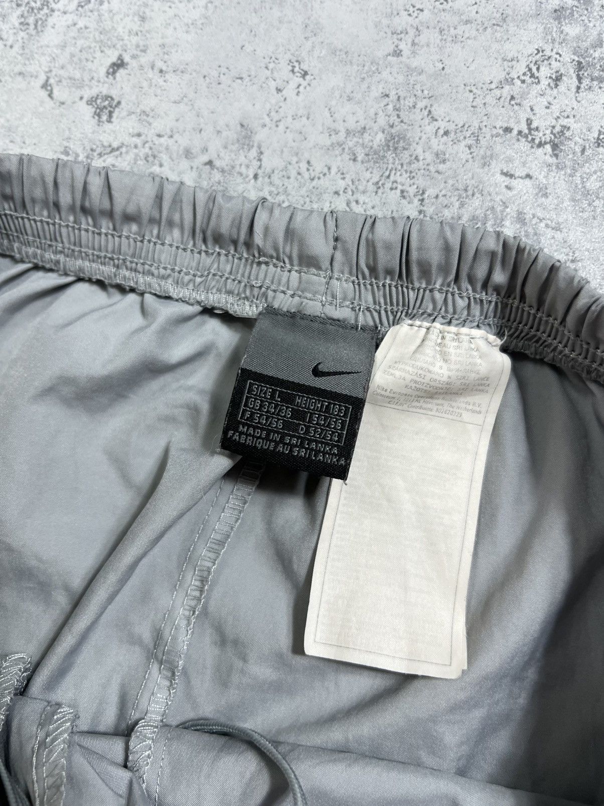 Nike 90s Nike Swoosh Vintage Y2K Gorpcore Parachute Pants Size US 32 / EU 48 - 5 Thumbnail