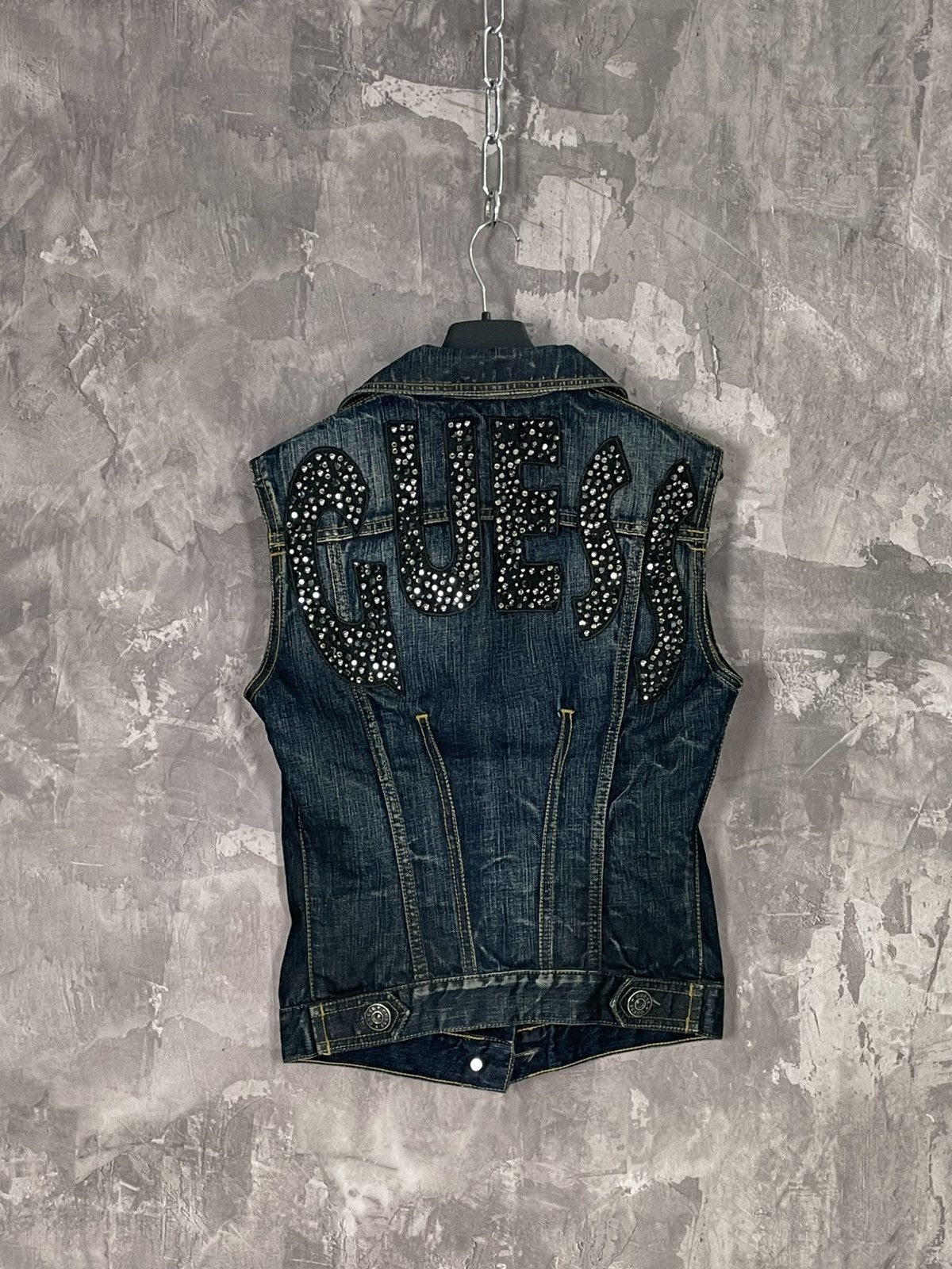 Guess × Japanese Brand Y2K Guess Glamour Avant Garde Vintage Denim Vest Size M / US 6-8 / IT 42-44 - 1 Thumbnail