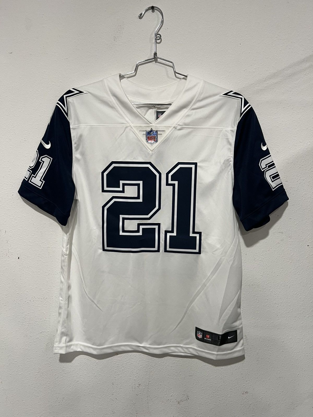 NFL Ezekiel Elliott Jersey Size US L / EU 52-54 / 3 - 1 Thumbnail