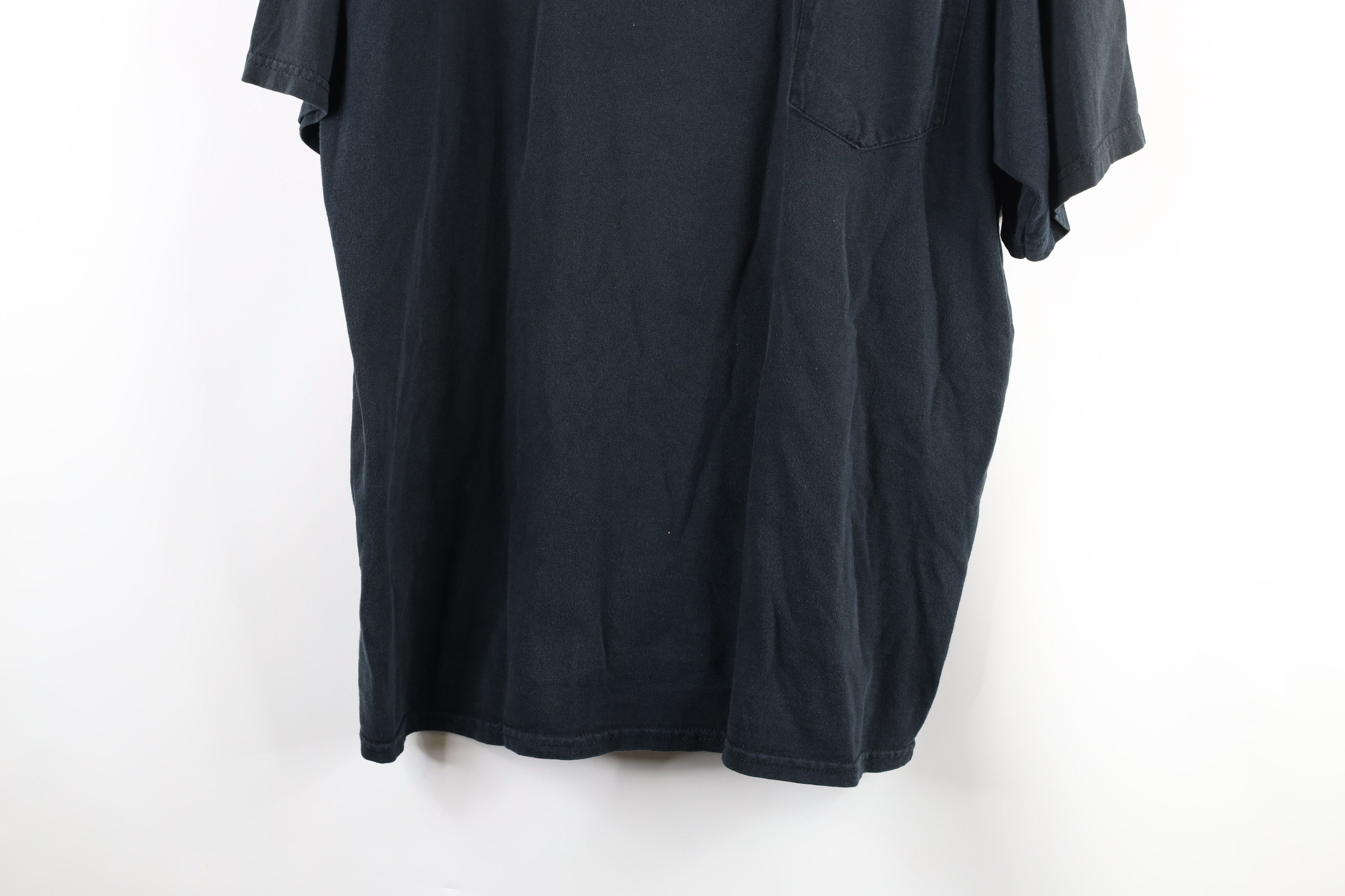 Vintage Vintage Out One Eyed Jacks Sturgis Motorcycle Rally T-Shirt Size US XL / EU 56 / 4 - 3 Thumbnail