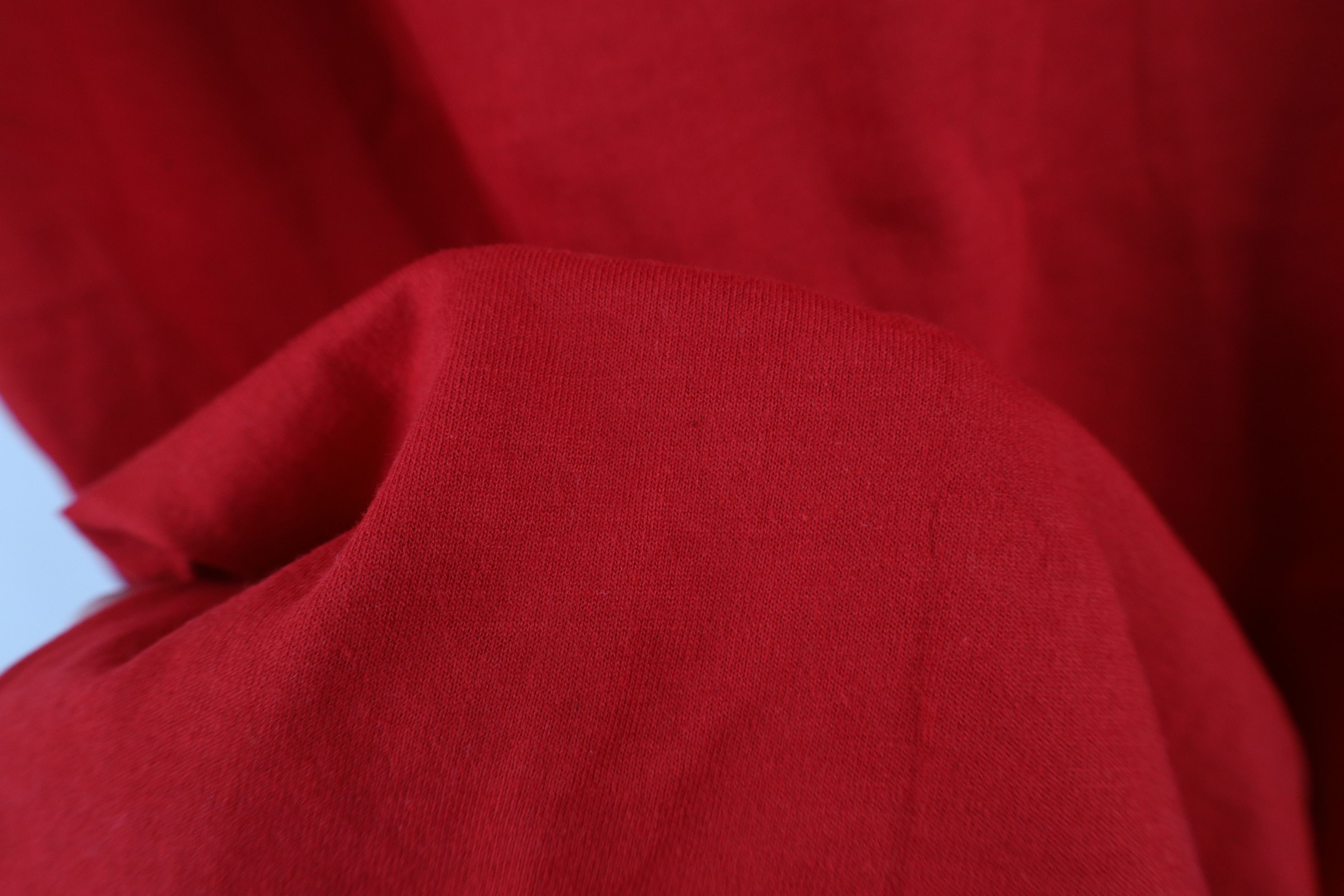 Vintage Vintage 90s Streetwear Heavyweight T-Shirt Red USA Size US L / EU 52-54 / 3 - 7 Thumbnail