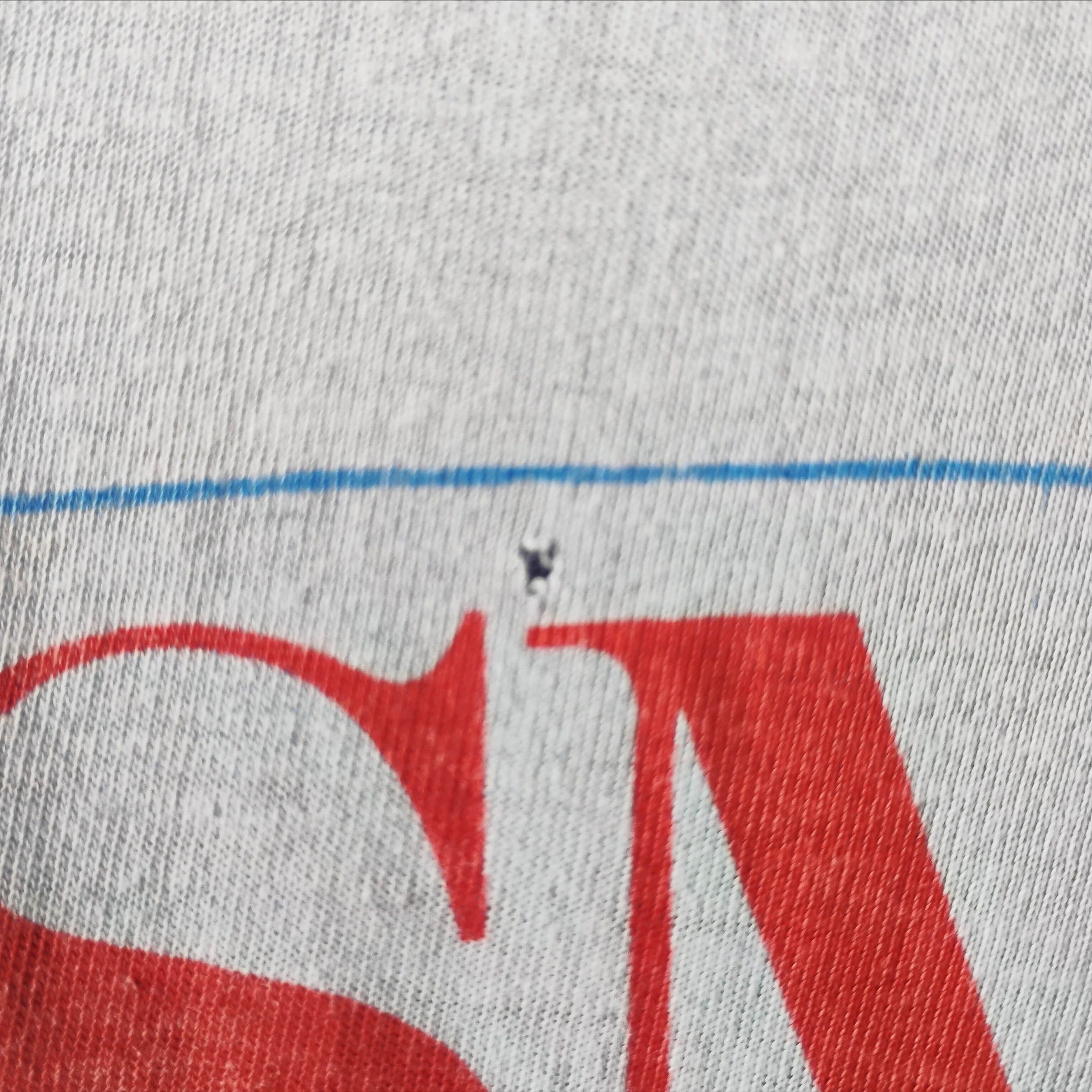 Band Tees The Smiths Popsicle MORRISSEY Single Stitch Medium WORN! Size US M / EU 48-50 / 2 - 4 Thumbnail