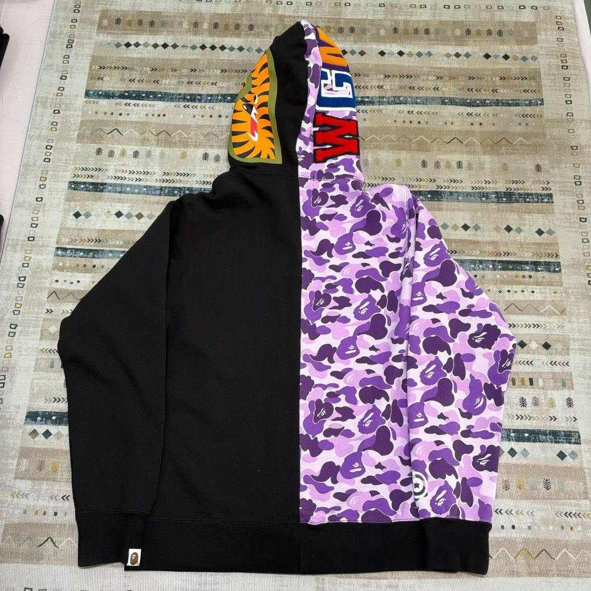 Bape CAMO SHARK FULL ZIP HOODIE Size US L / EU 52-54 / 3 - 2 Thumbnail