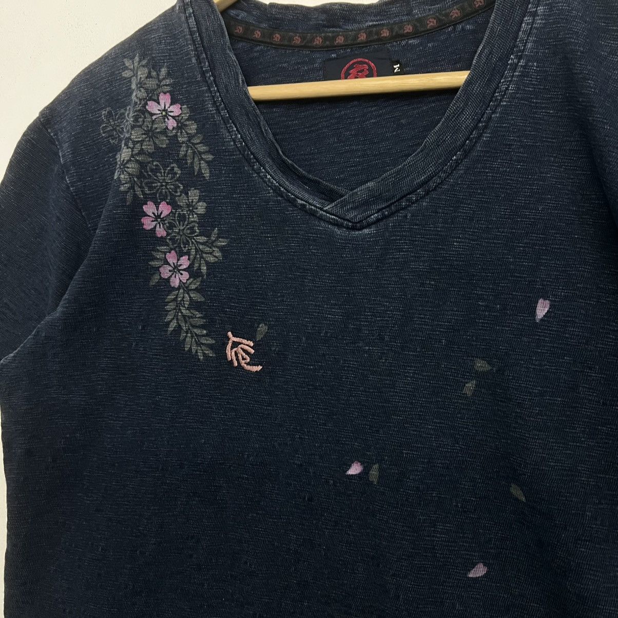 Indigo AUSTERE JAPAN KOROMO KYOTO INDIGO SUKAJAN SAKURA FLORAL TEE Size US M / EU 48-50 / 2 - 7 Thumbnail