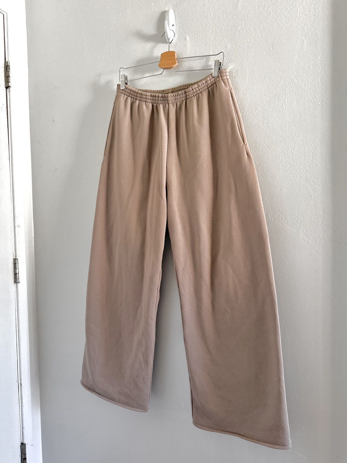 Balenciaga × Gap × Kanye West SAMPLE Yeezy Gap Balenciaga Wide Fit 