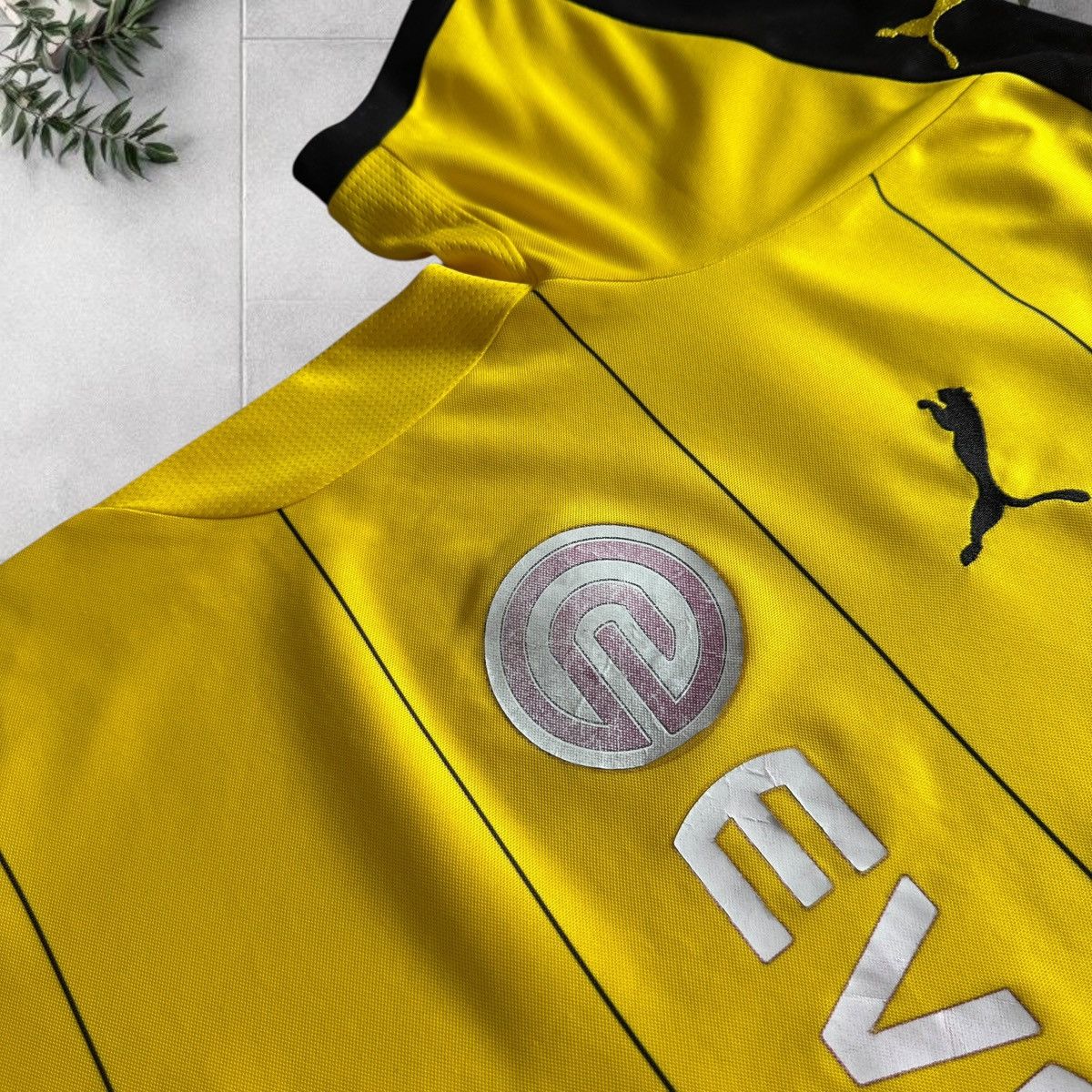 Puma BVB Borussia Dortmund 17/18 Home Jersey PUMA Yellow T-Shirt Size US L / EU 52-54 / 3 - 10 Thumbnail