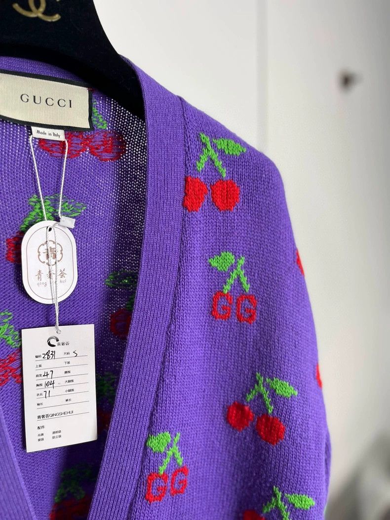 Gucci Gucci Cherry purple knitted cardigan sweater 2501-Nextarrow Size US S / EU 44-46 / 1 - 3 Thumbnail