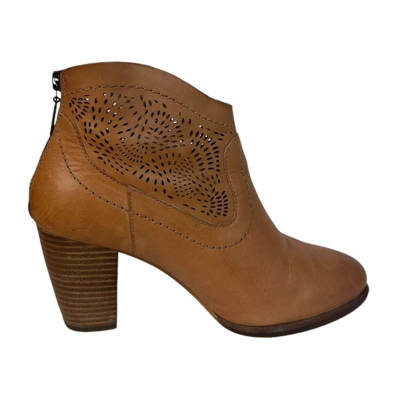 Ugg UGG Charlotte Perforated Tan Leather Cowgirl Ankle Booties 7 Size US 7 / IT 37 - 6 Thumbnail