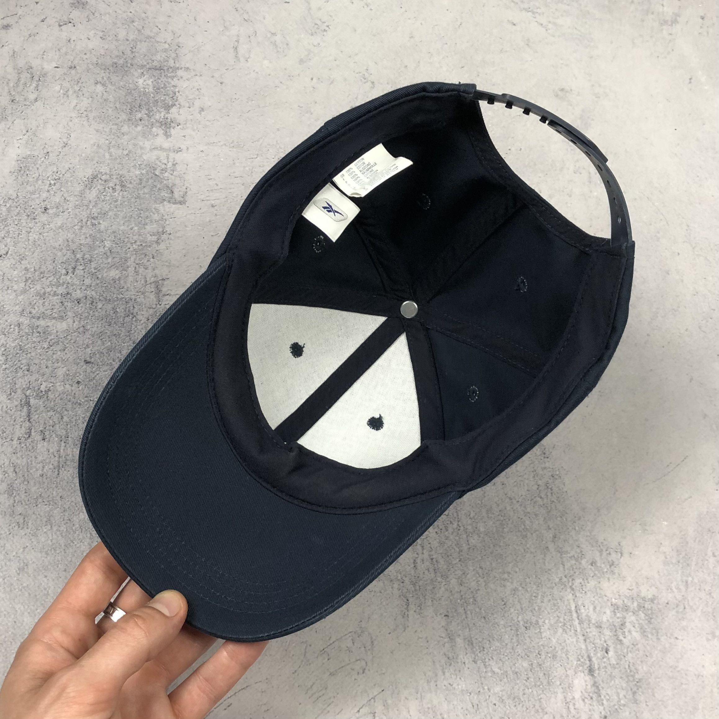 Reebok Vintage Reebok Navy Cap Size ONE SIZE - 7 Thumbnail