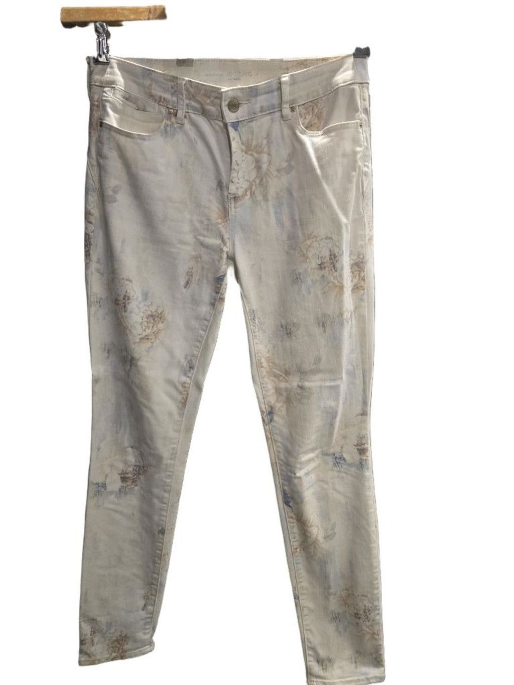 Chicos Women's Chico's Platinum Jegging Size 0=4 White Floral Print Size 26" / US 2 / IT 38 - 1 Thumbnail