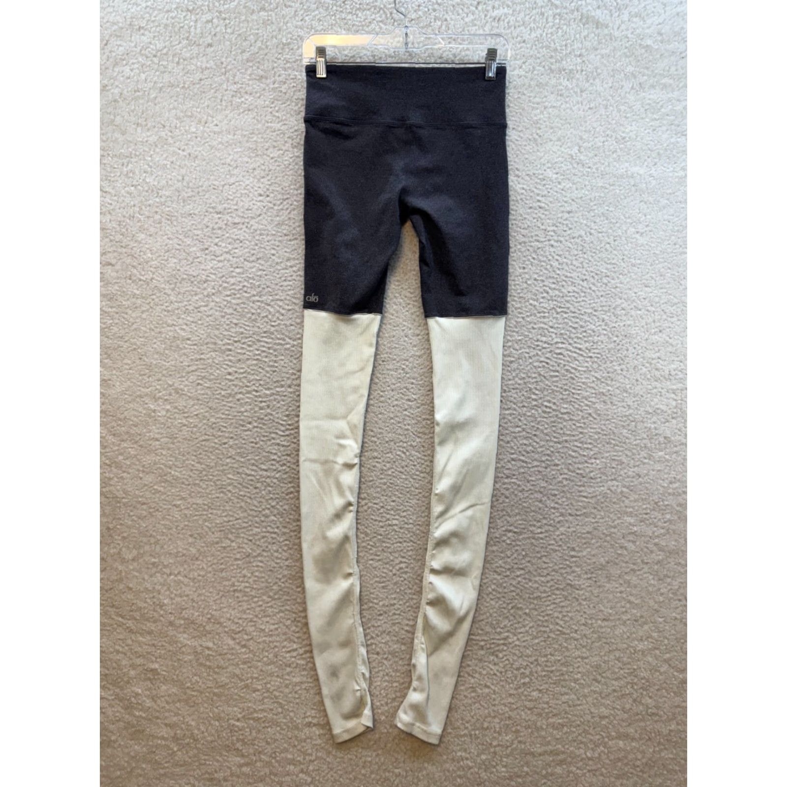 Alo VINTAGE? (No) Alo Scrunch Leggings M Women Gray Scrunch Yoga Gym Workout Medium Gray White Long Tall Stretch 90s? (No) Size 32" / US 10 / IT 46 - 2 Thumbnail