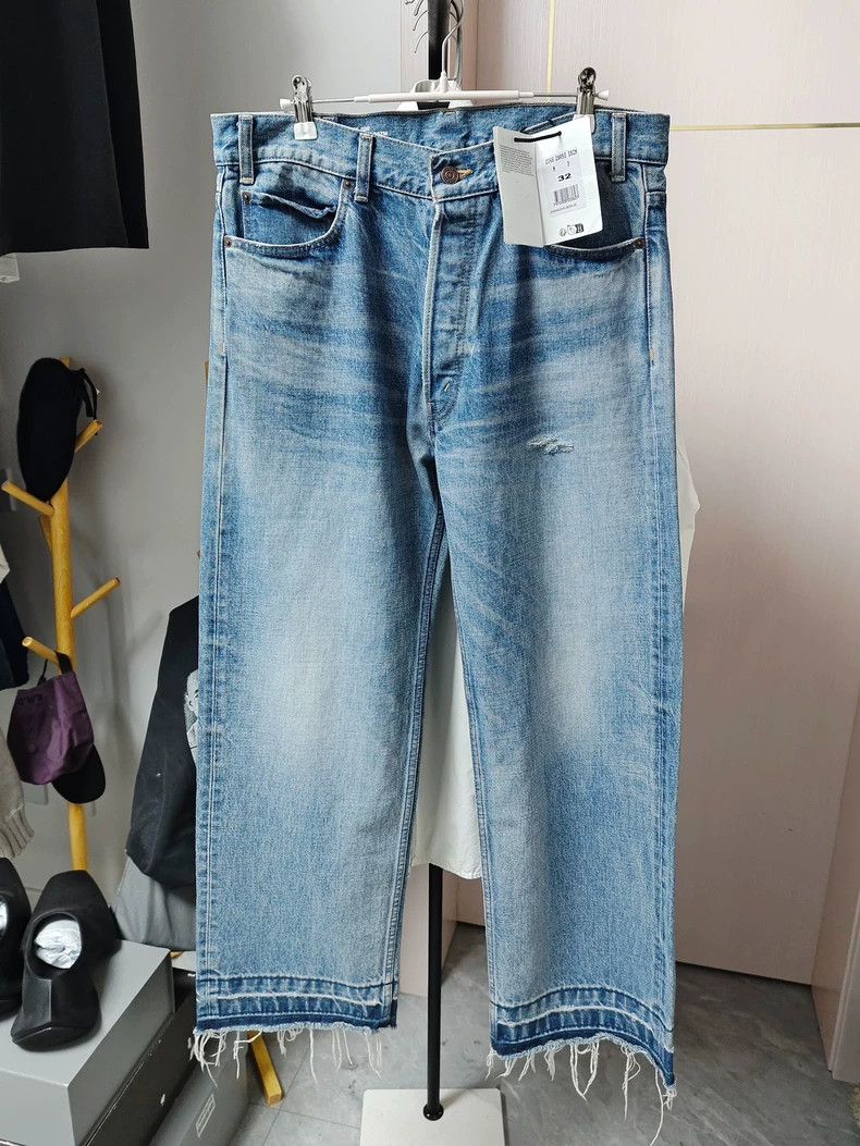 CELINE WESLEY JEANS IN PISMO WASH DENIM デニムジーンズ CELINE Wesley Jeans in Westside Wash Denim - POIZON