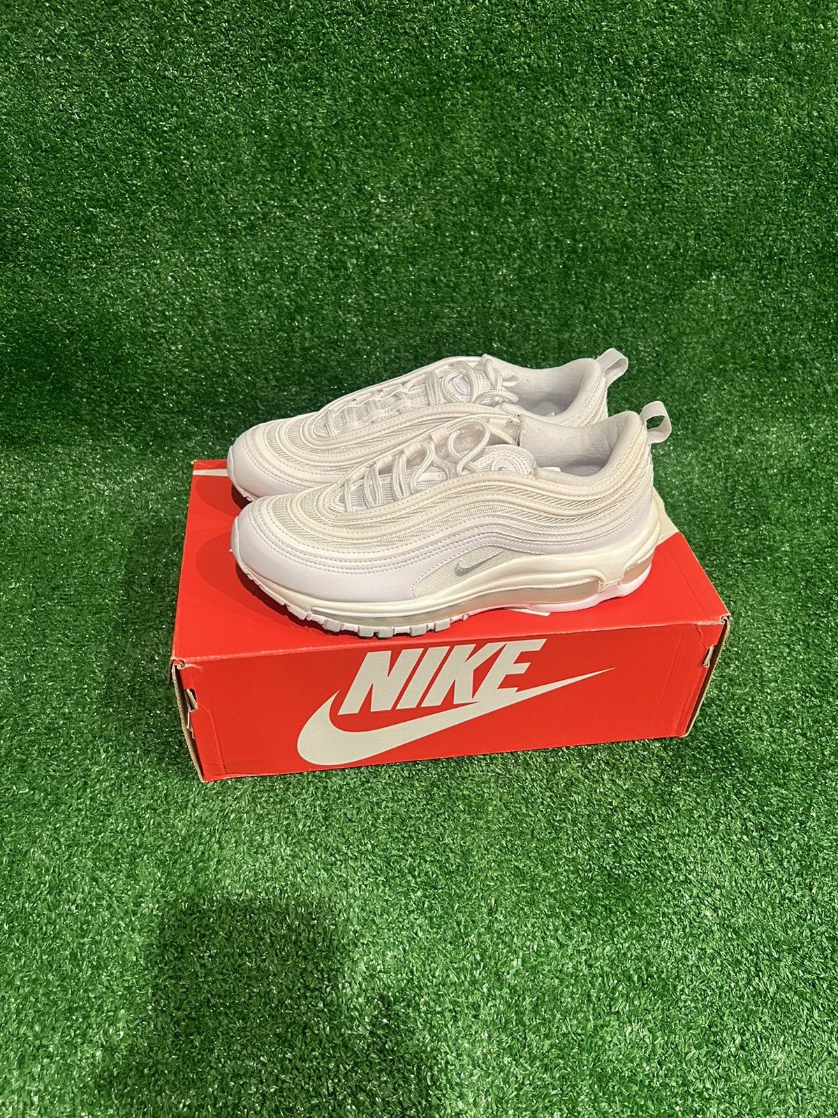 Nike Wmns Air Max 97 'Pure Platinum' Size US 7 / IT 37 - 4 Thumbnail