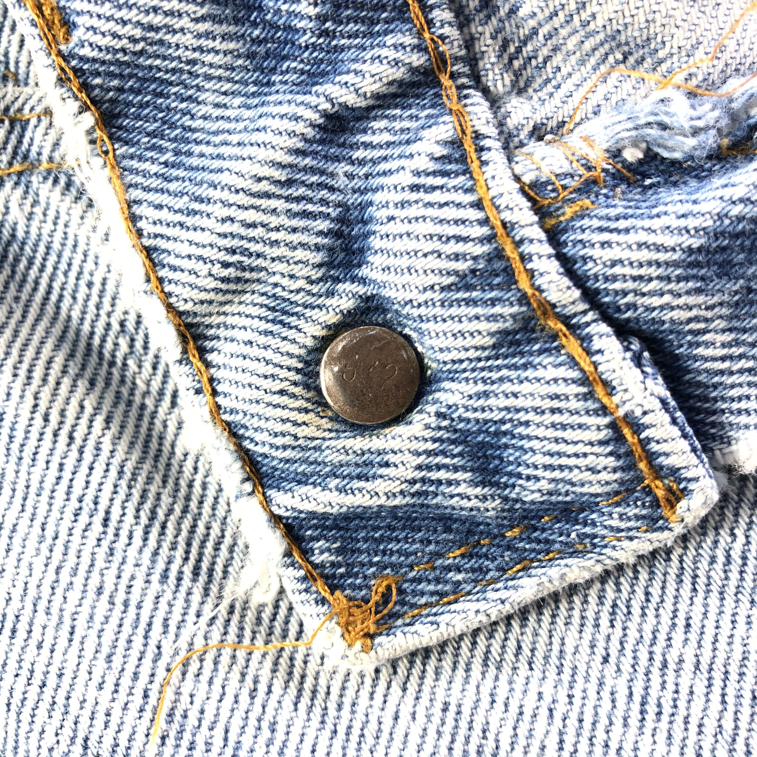 Levi's Vintage Light Wash Levis Jeans-J3382 Size US 26 / EU 42 - 11 Thumbnail