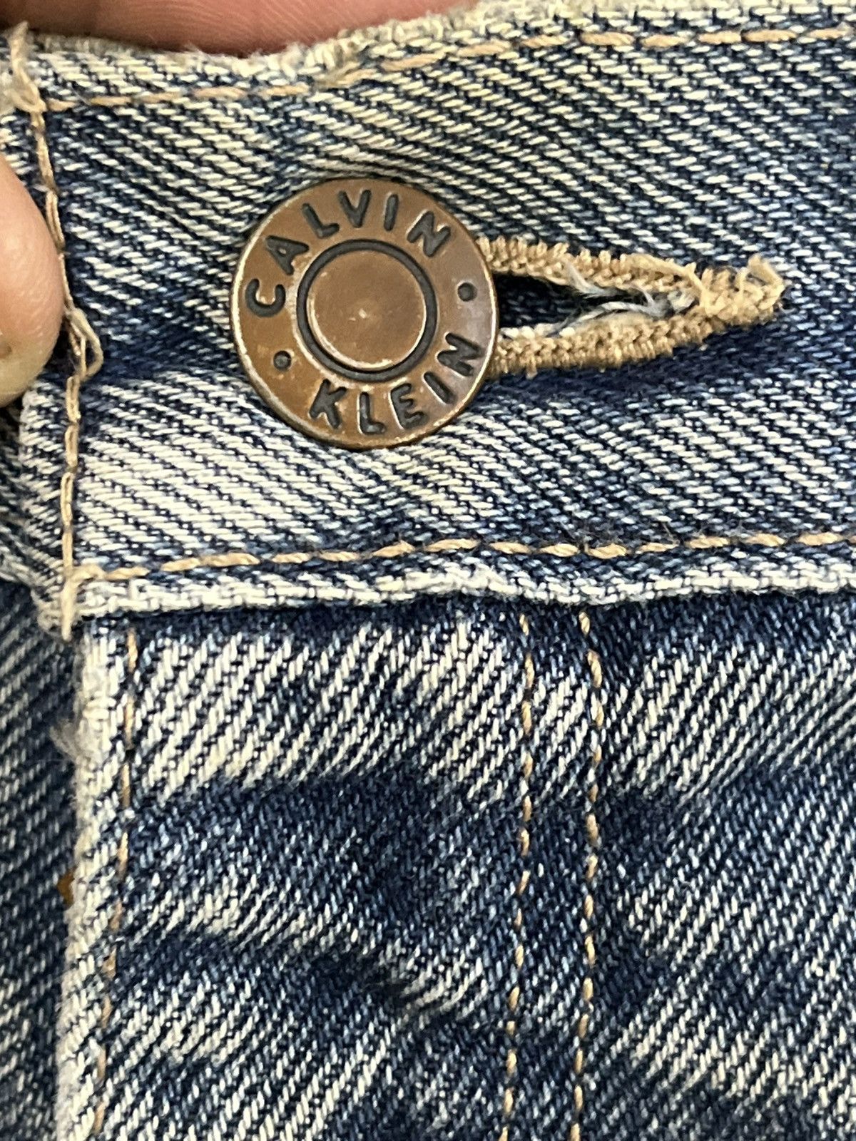 Calvin Klein × Calvin Klein 205W39NYC × Vintage Vintage Calvin Klein Mudwash Ripped Denim Size US 35 - 7 Thumbnail