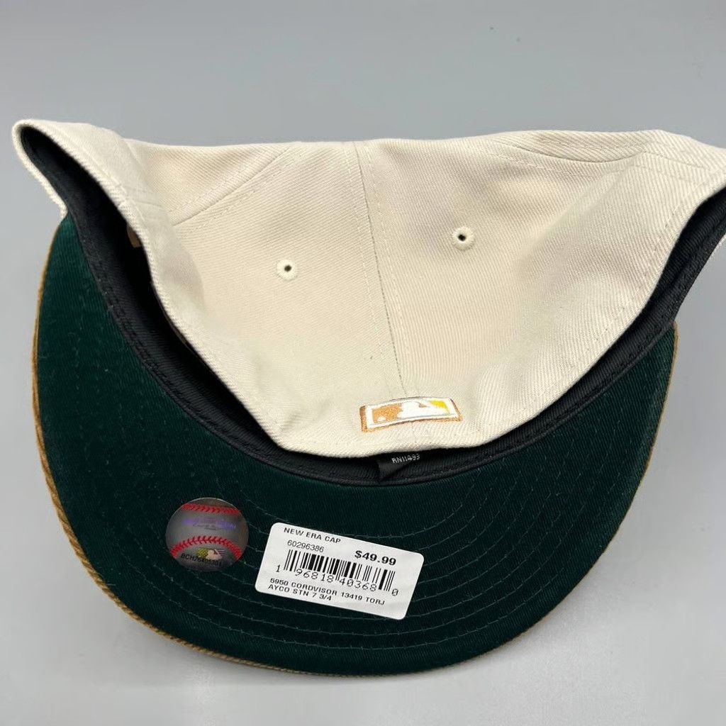 New Era Toronto Blue Jays Hat Men 7 3/4 Brown Corduroy Fitted Cap Size ONE SIZE - 7 Thumbnail