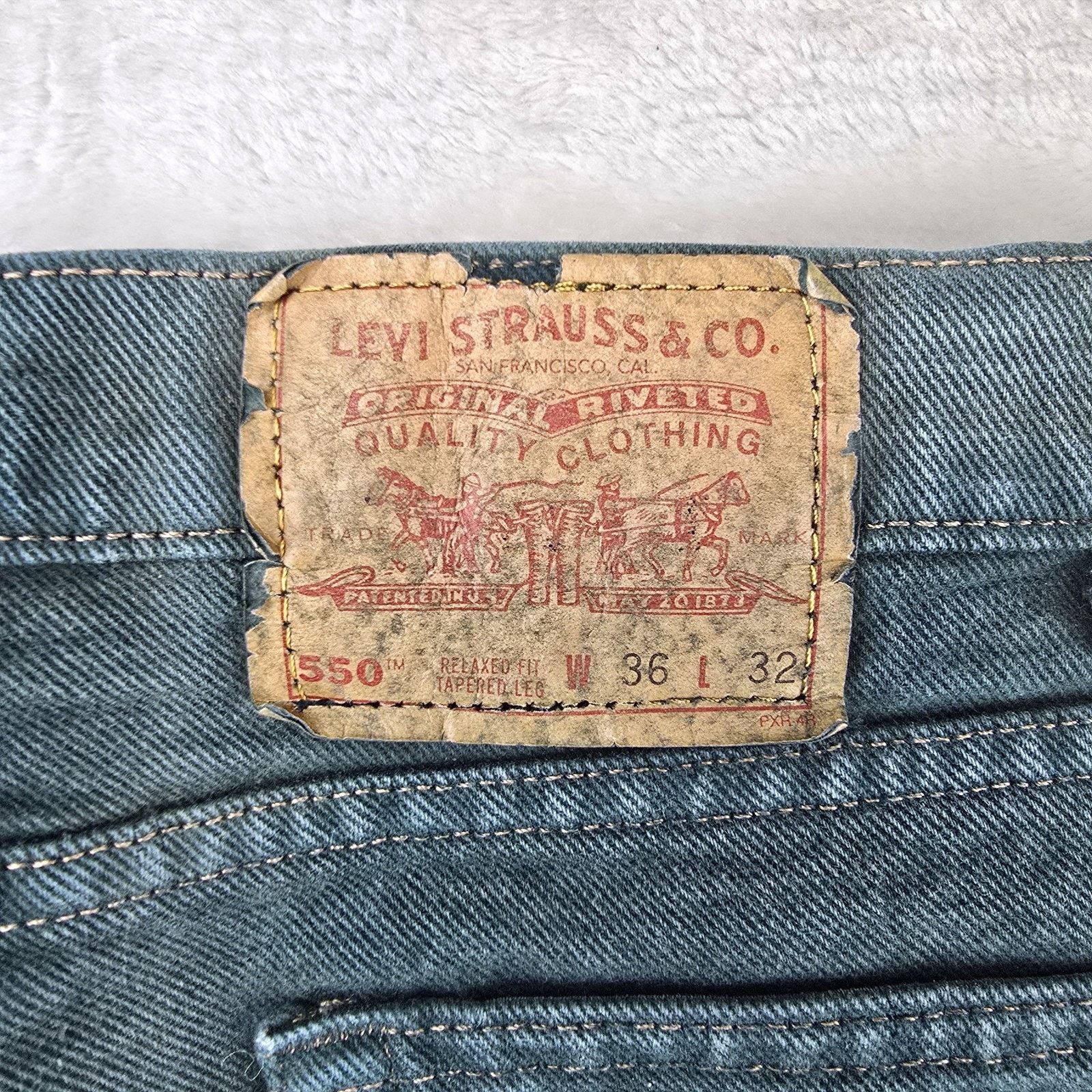 Levi's Vintage Levis Jeans Mens 36x32 (Fits 35x31) Green 550 90s Size US 36 / EU 52 - 9 Thumbnail