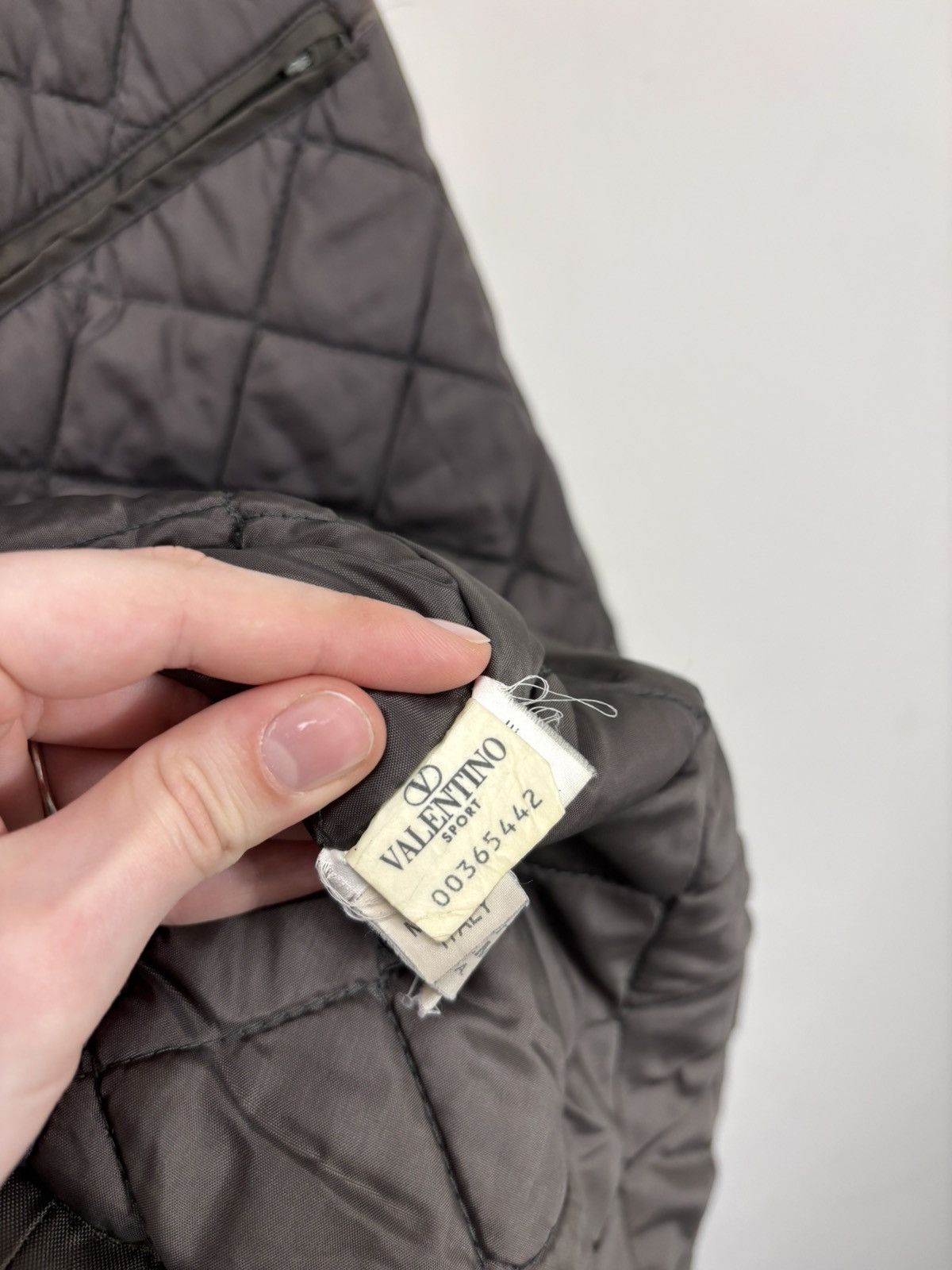 Valentino Vintage 1990s Valentino Sport Men’s Khaki Padded Jacket Coat Size US L / EU 52-54 / 3 - 17 Thumbnail