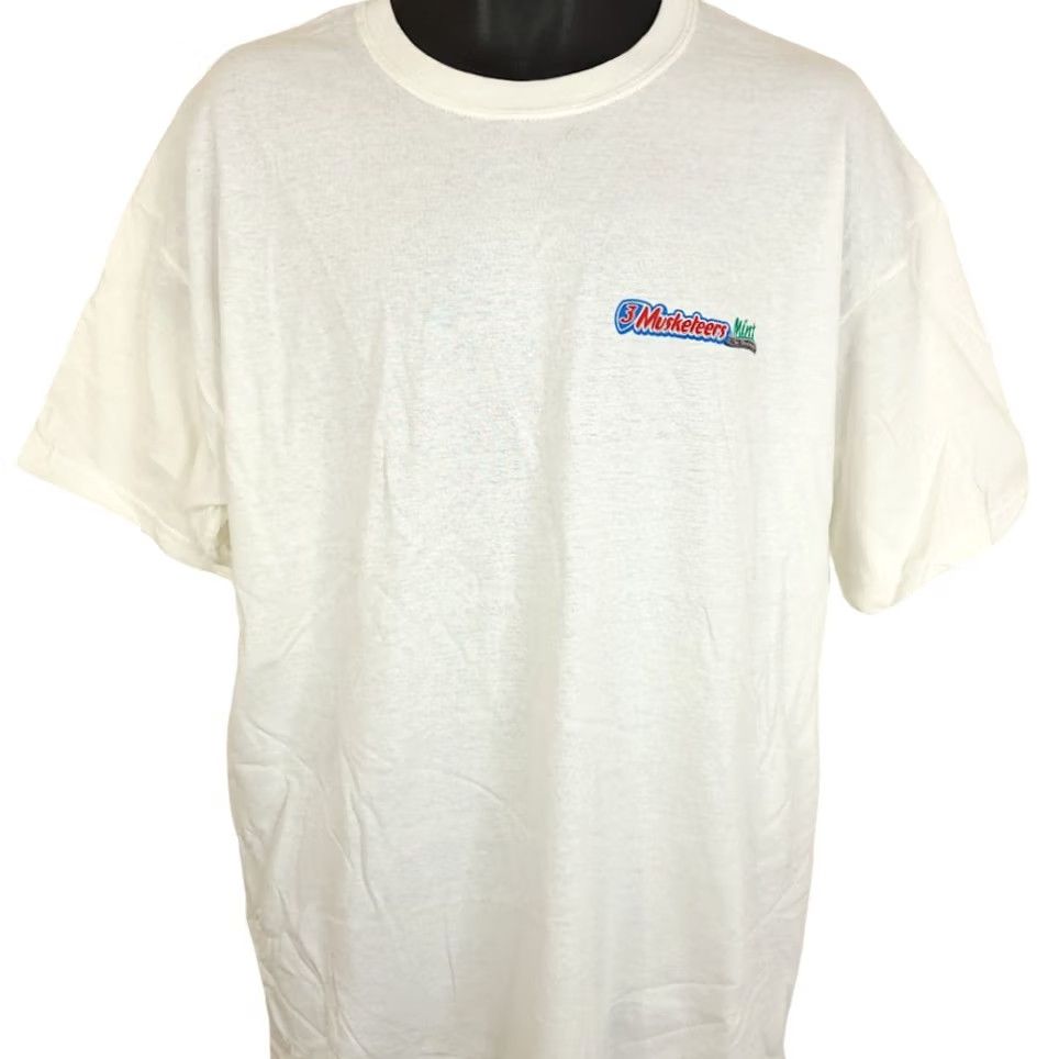 Gildan VINTAGE Gildan T-Shirt Mens XL 3 Musketeers Mint Dark Chocolate Candy Bar Short Sleeve Crew Neck White Size US XL / EU 56 / 4 - 2 Thumbnail