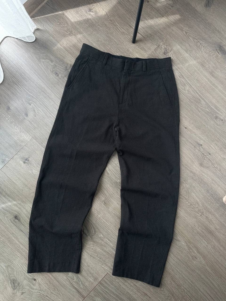 Cos × Japanese Brand COS Relaxed Fit Trousers Black Textured Wool Blend Pants Size US 32 / EU 48 - 5 Thumbnail