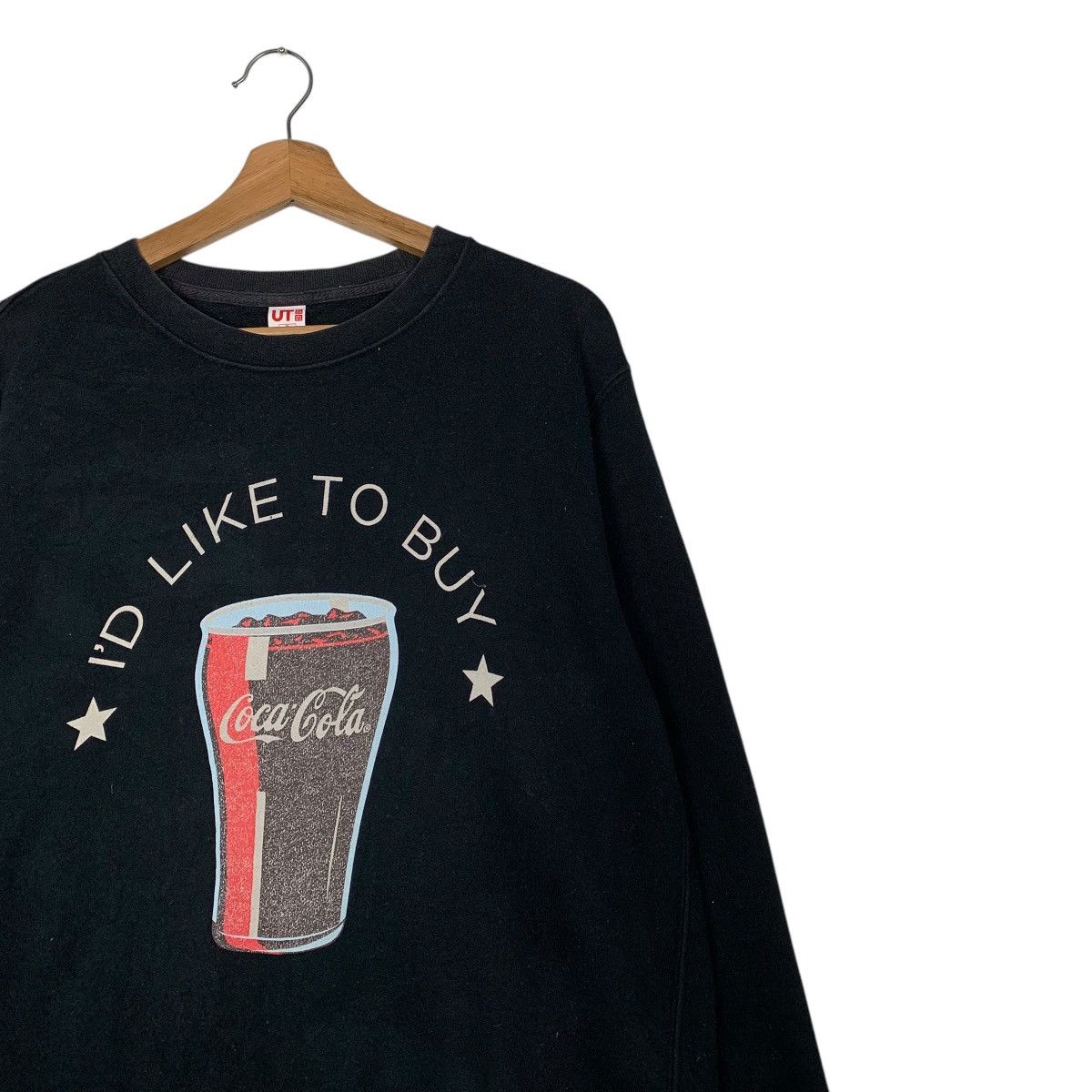 Coca Cola Uniqlo Coca Cola Crewneck Sweatshirt Size US M / EU 48-50 / 2 - 5 Thumbnail