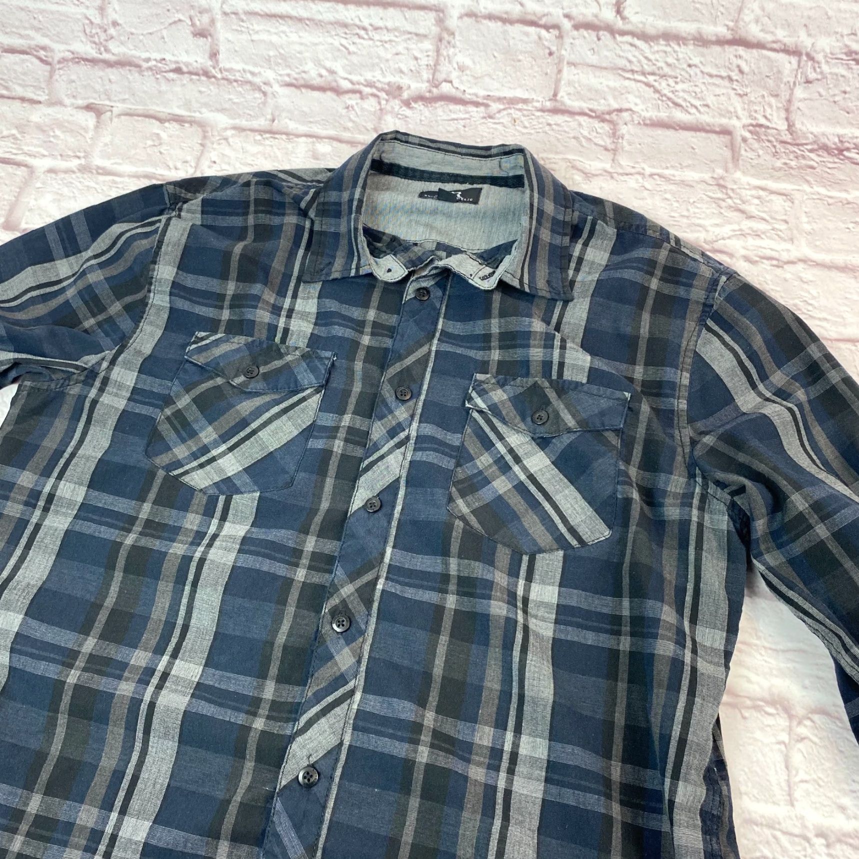 Vintage Rock & Republic Mens Button-Up Shirt Plaid Blue Long Sleeve Size Large Size US L / EU 52-54 / 3 - 2 Thumbnail
