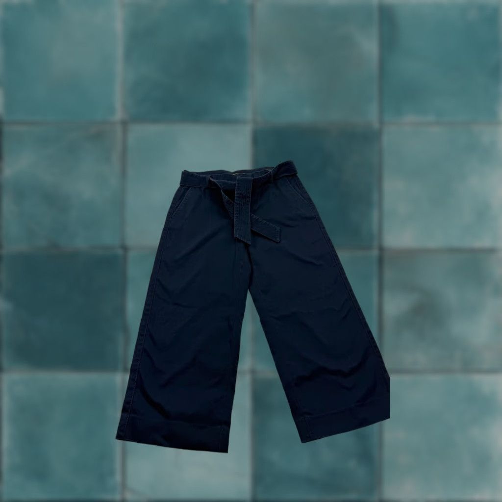 Banana Republic Banana Republic Pants Women Cropped Wide-Leg Culottes Belted Navy 2 Regular Inseam 23.5in Stretch Twill Pocketed Mens? Size 26" / US 2 / IT 38 - 1 Thumbnail