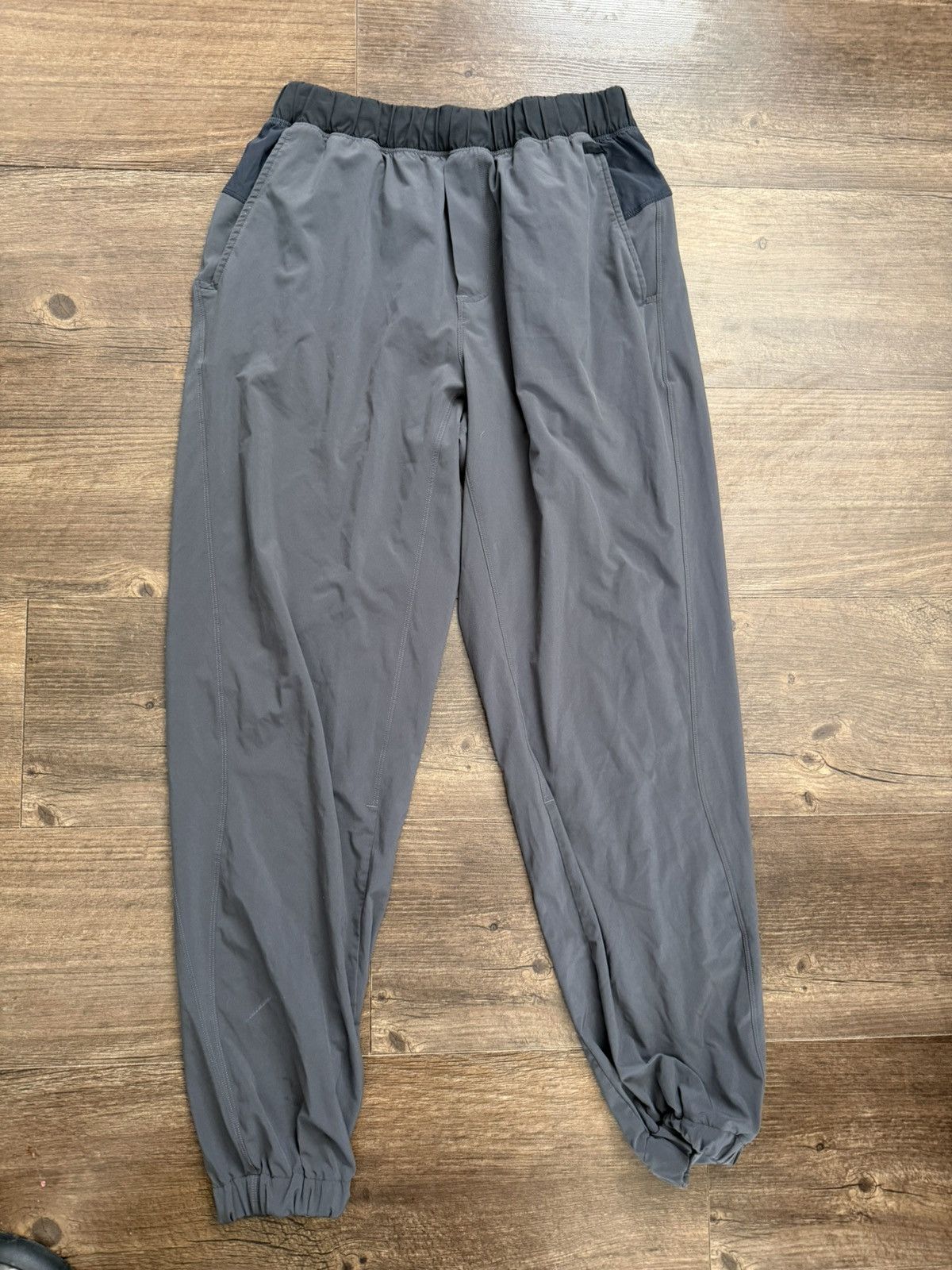 Lululemon Lululemon Men’s Grey Athletic Performance Joggers Large Size US 30 / EU 46 - 2 Thumbnail