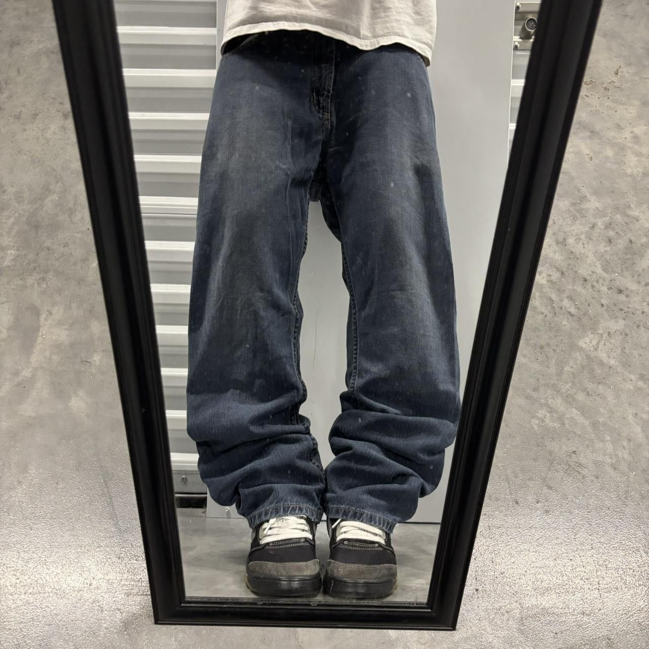 Japanese Brand × Vintage Vintage Y2K/2000s Grunge Faded Dark Wash Denim Jeans! Size US 32 / EU 48 - 1 Thumbnail