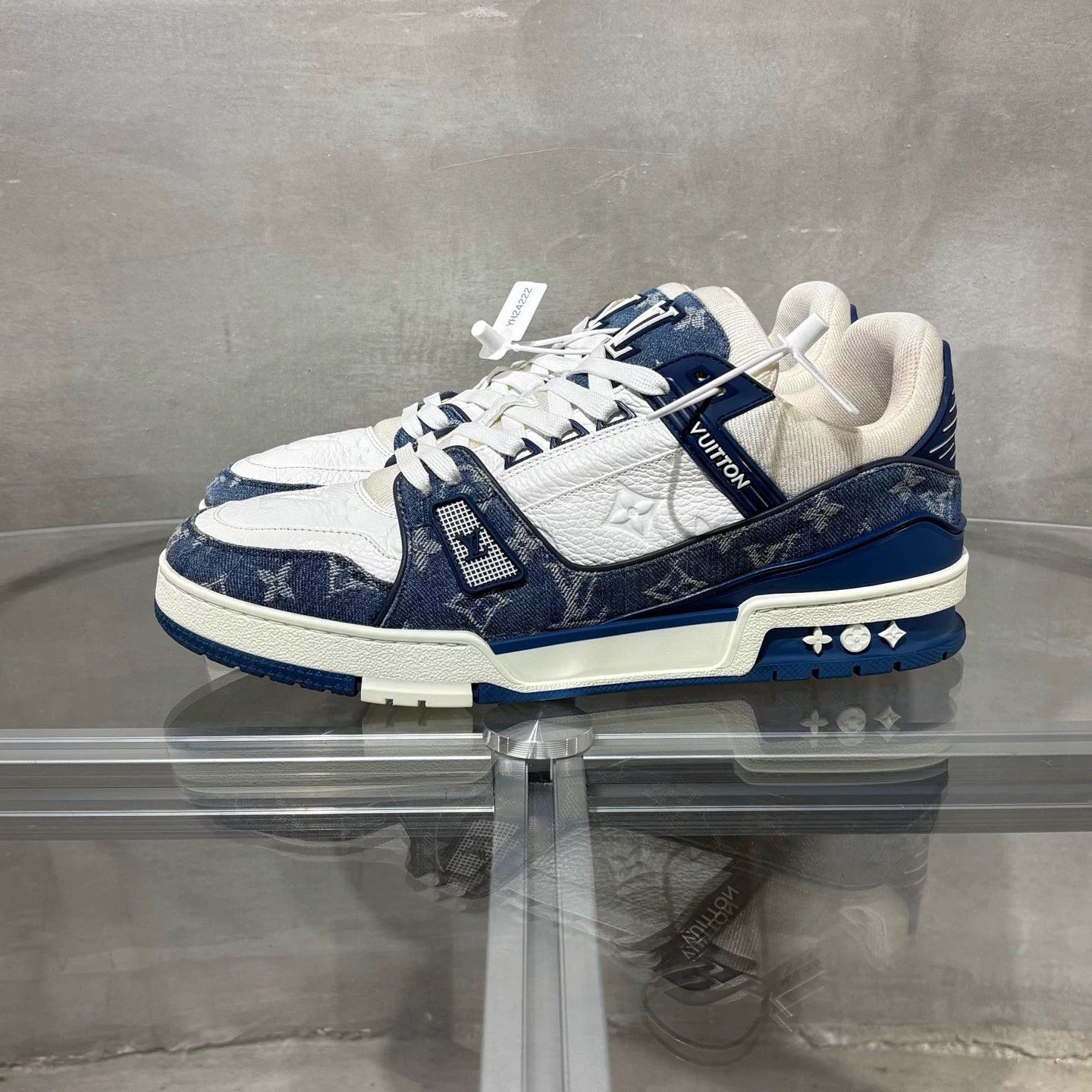 Louis Vuitton LV Trainer White Blue Denim UK9 / 43 Size US 10 / EU 43 - 3 Thumbnail