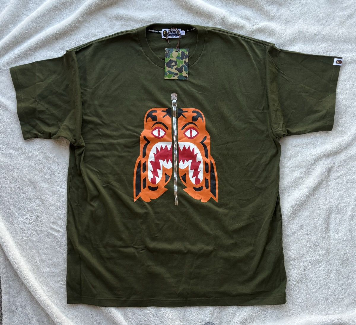 Bape Tiger Tee Size US XXL / EU 58 / 5 - 1 Thumbnail