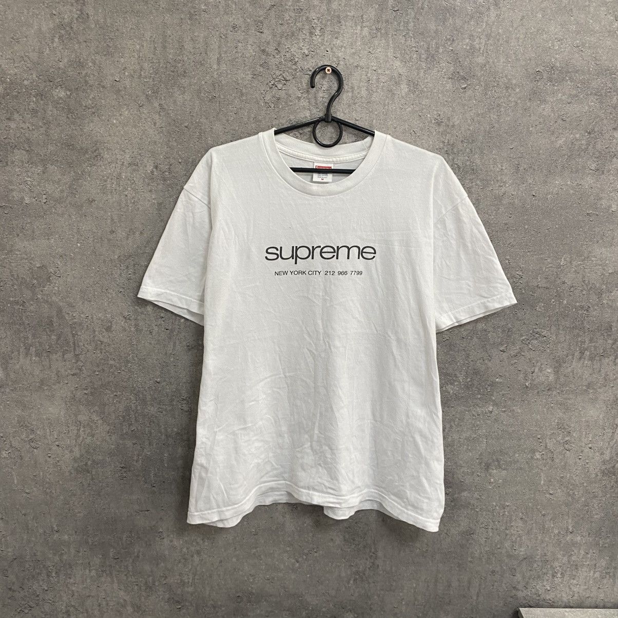 Supreme Supreme T-Shirt Size US M / EU 48-50 / 2 - 1 Thumbnail